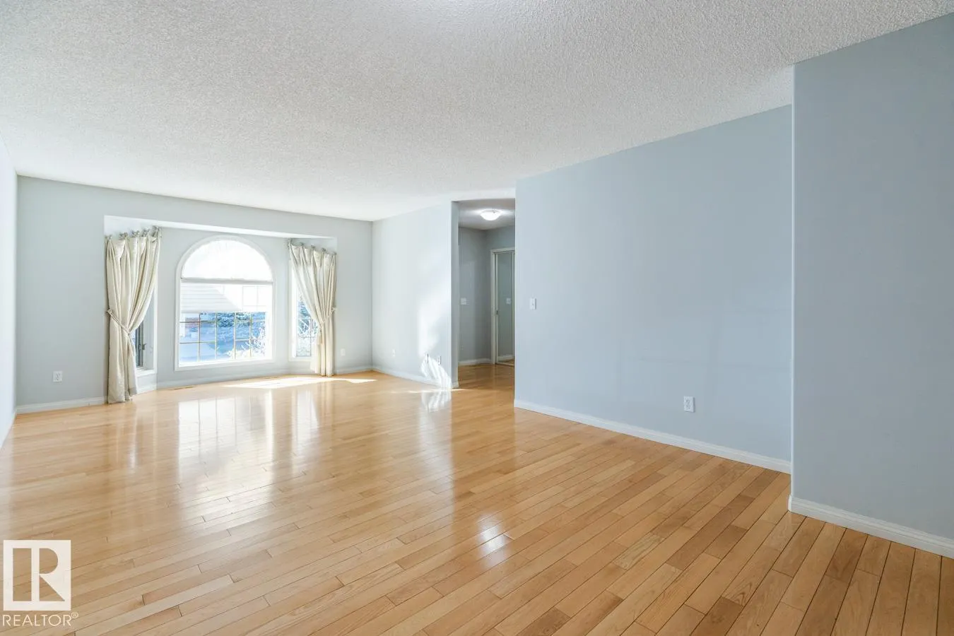 935 YOUVILLE Drive