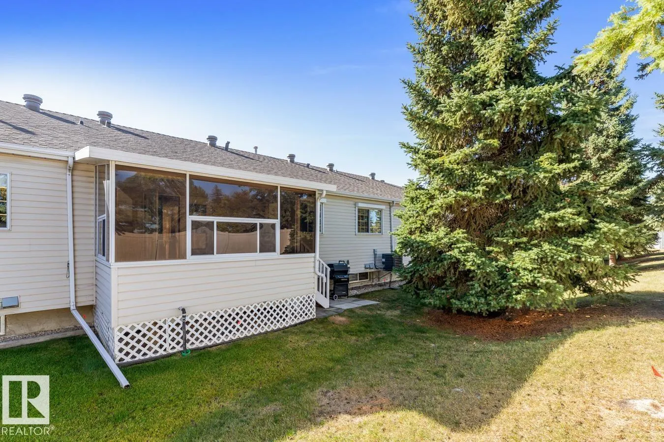 935 YOUVILLE Drive