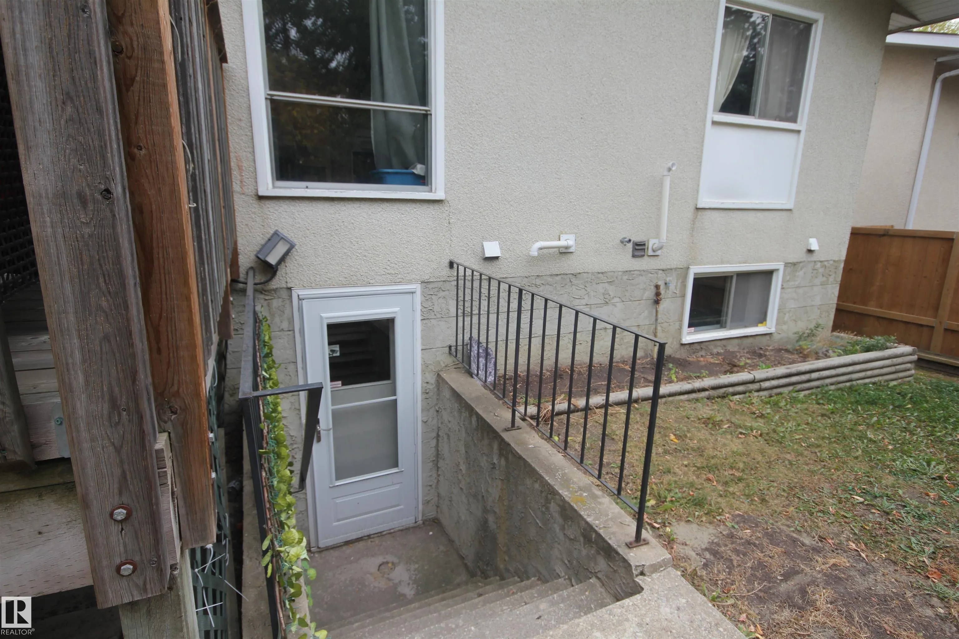 61 BEACON Crescent