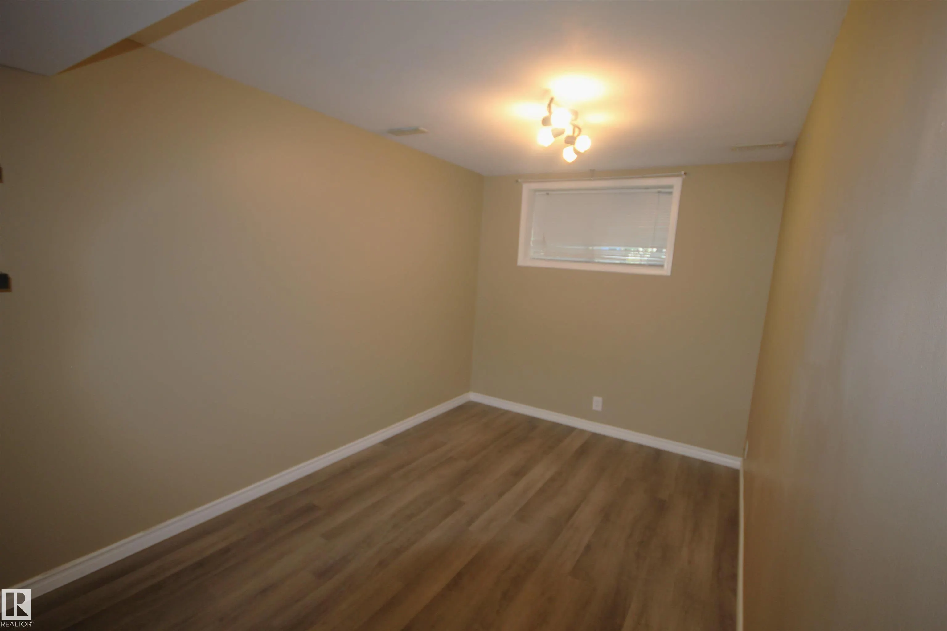 61 BEACON Crescent
