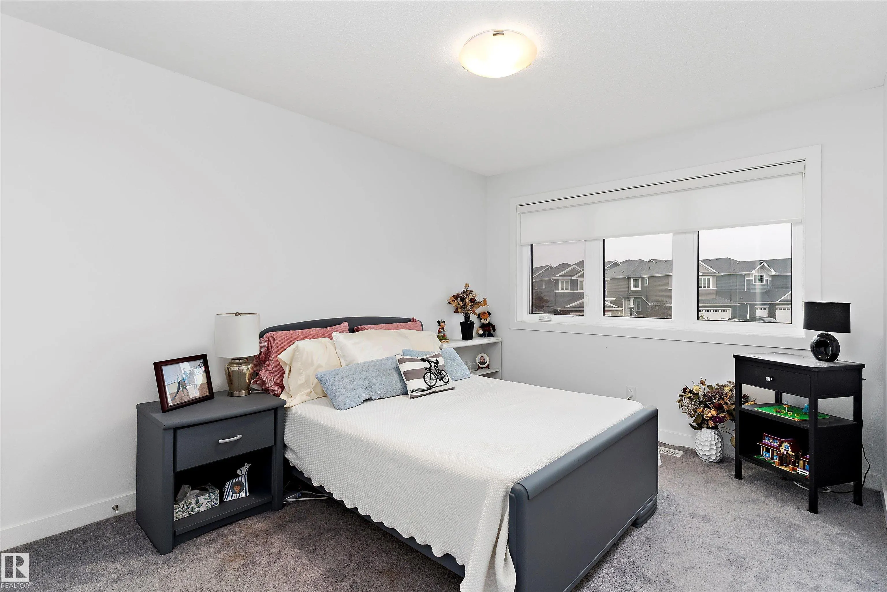 1756 TANAGER Close