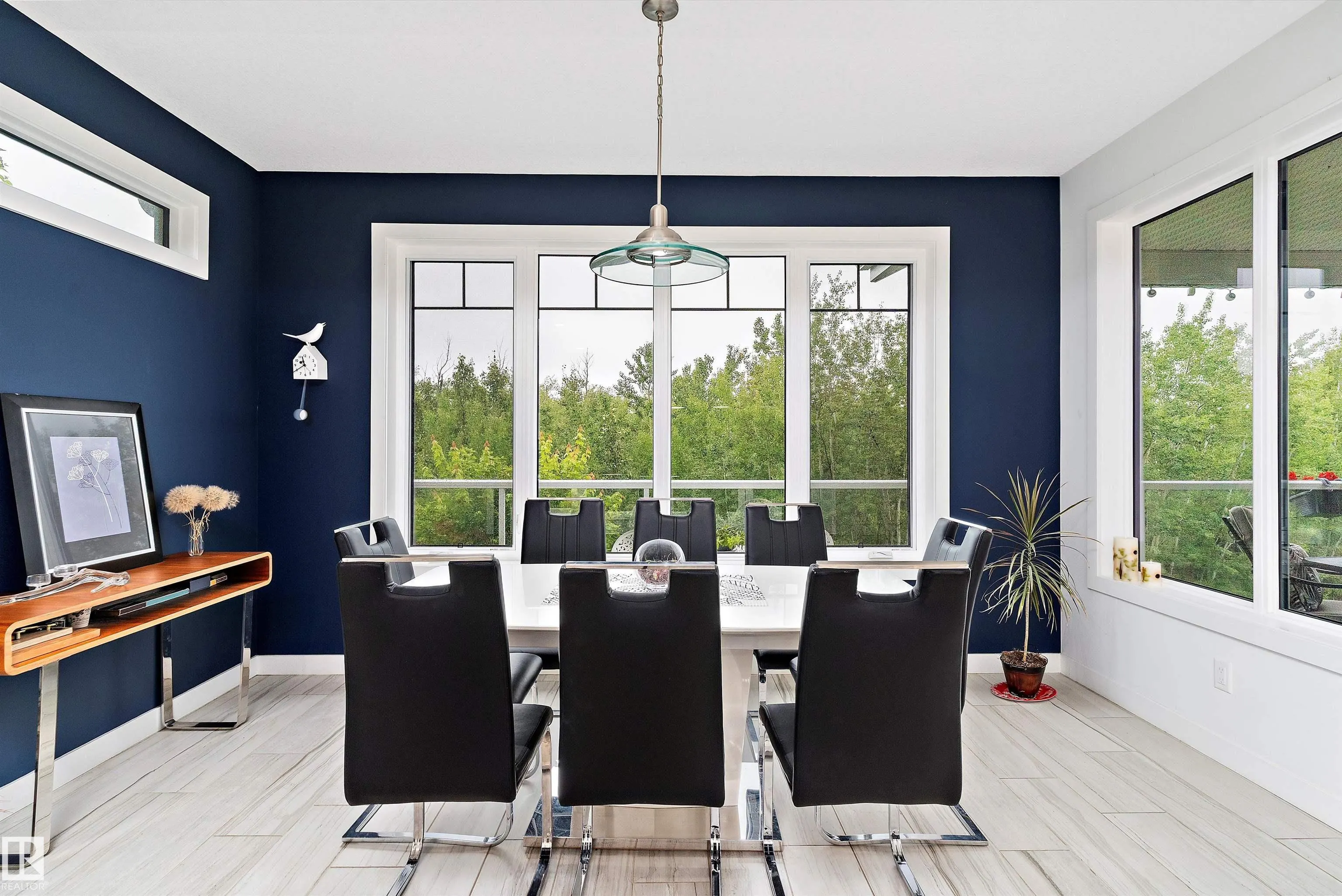 1756 TANAGER Close