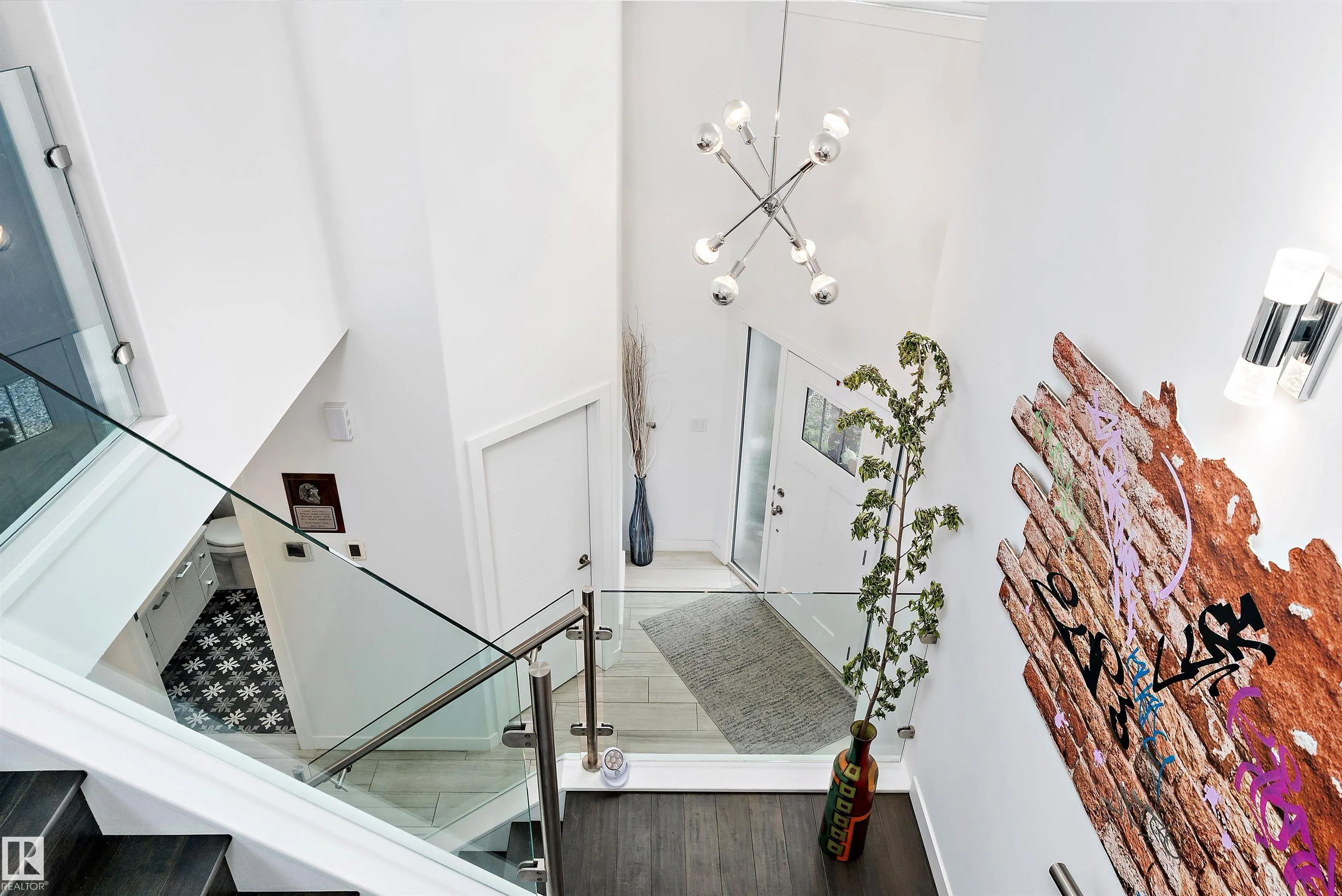 1756 TANAGER Close