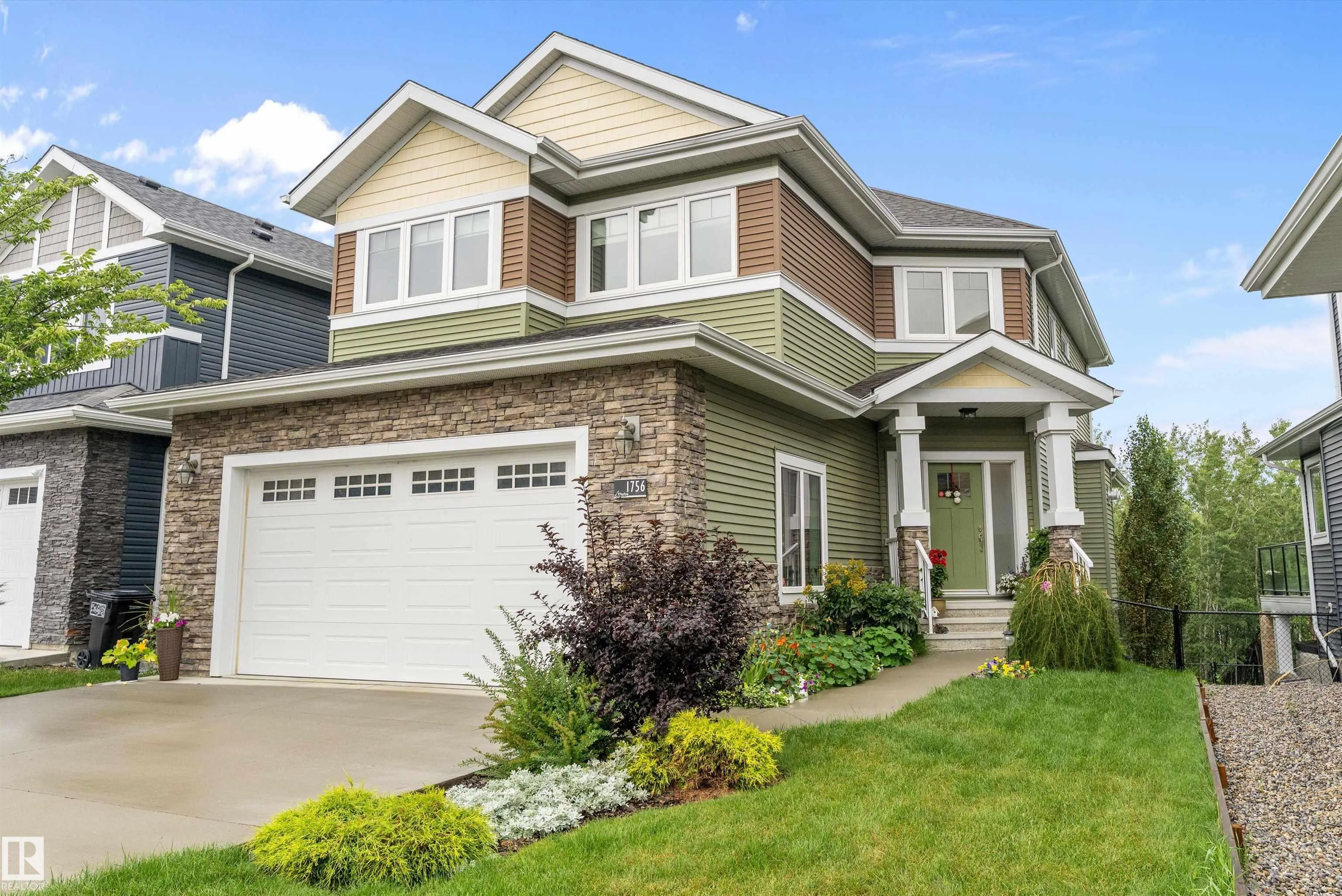 1756 TANAGER Close