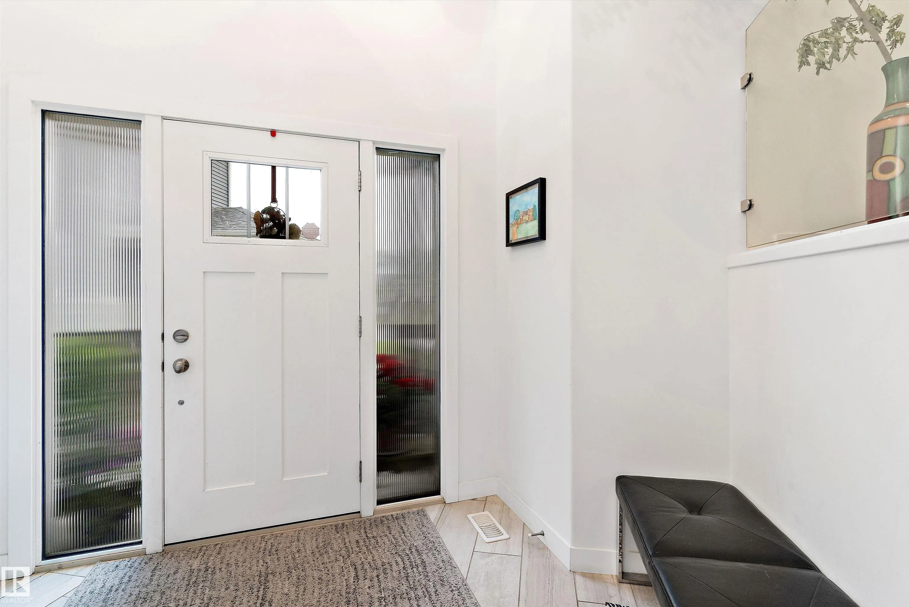 1756 TANAGER Close