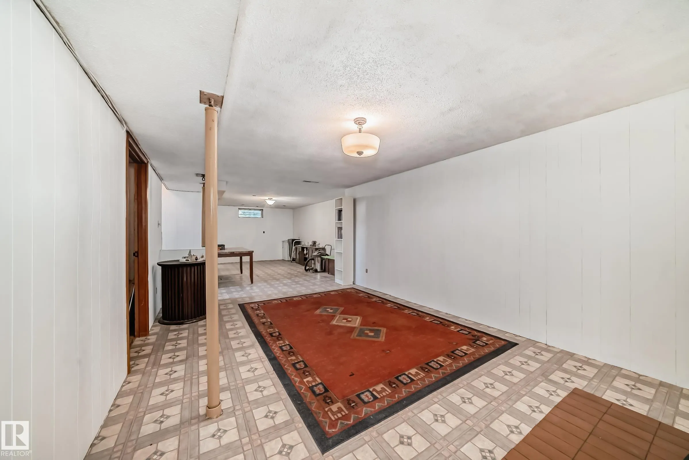 6308 144A Avenue