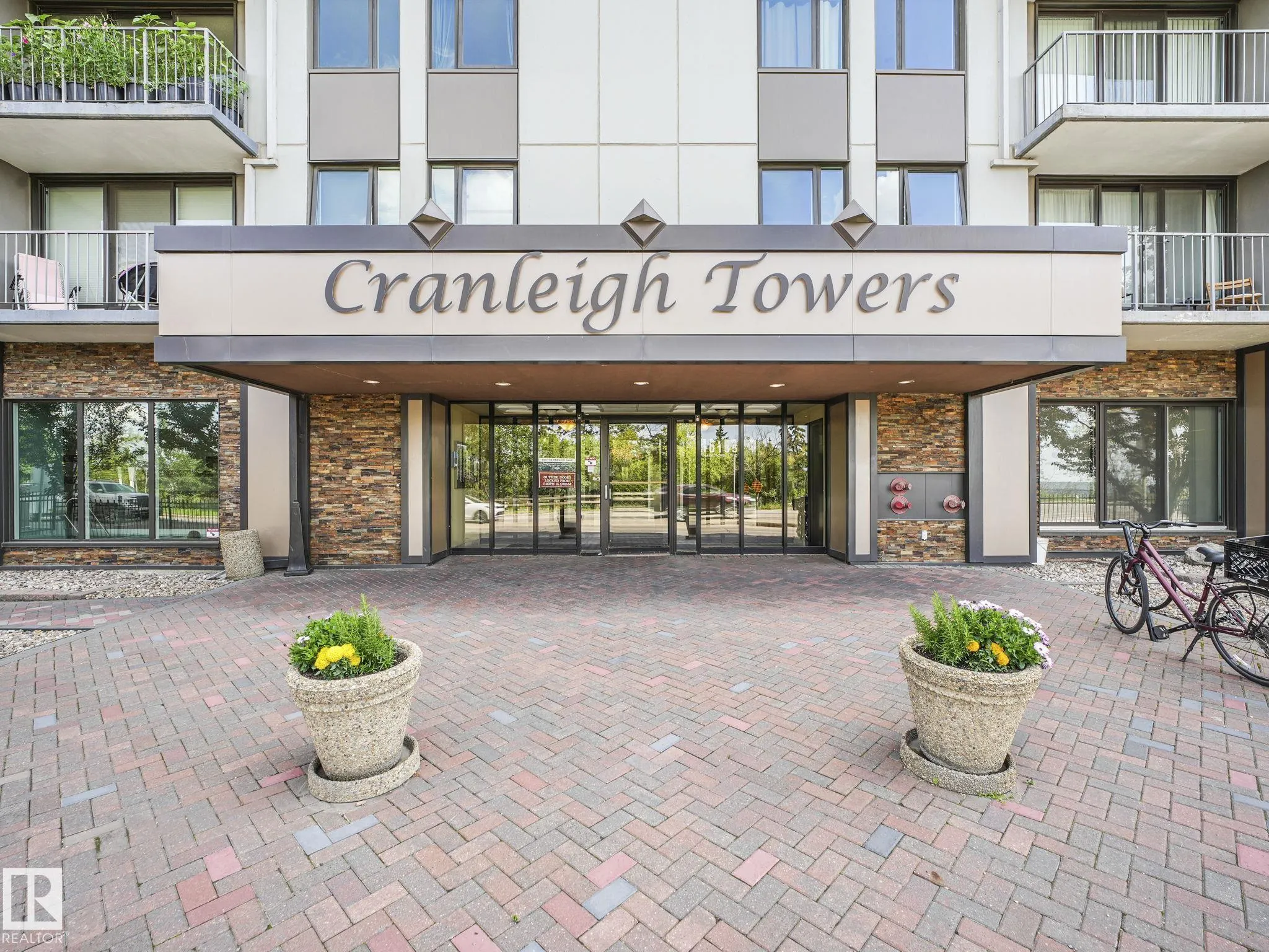 10135 Saskatchewan Drive