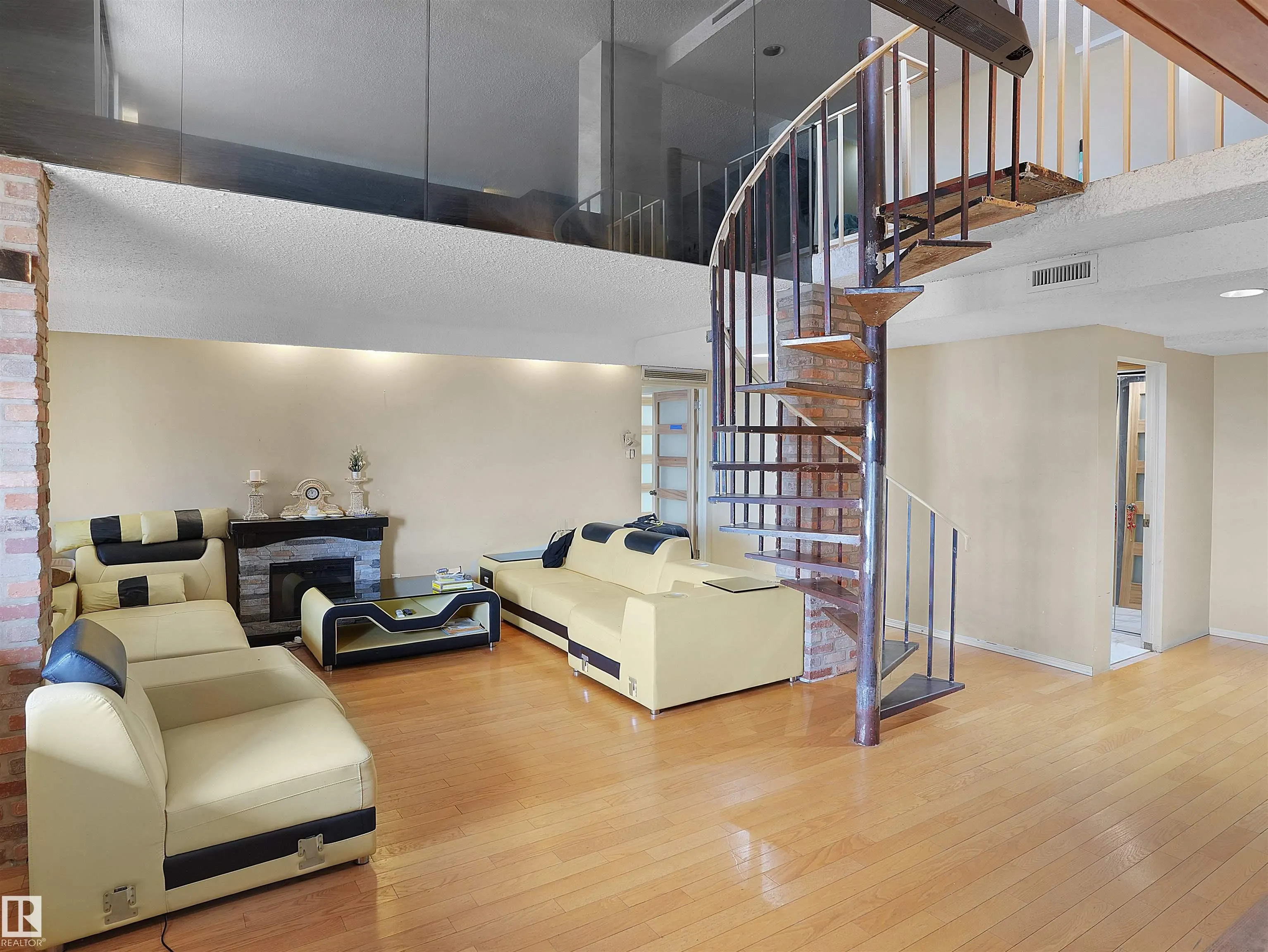 10160 115 Street