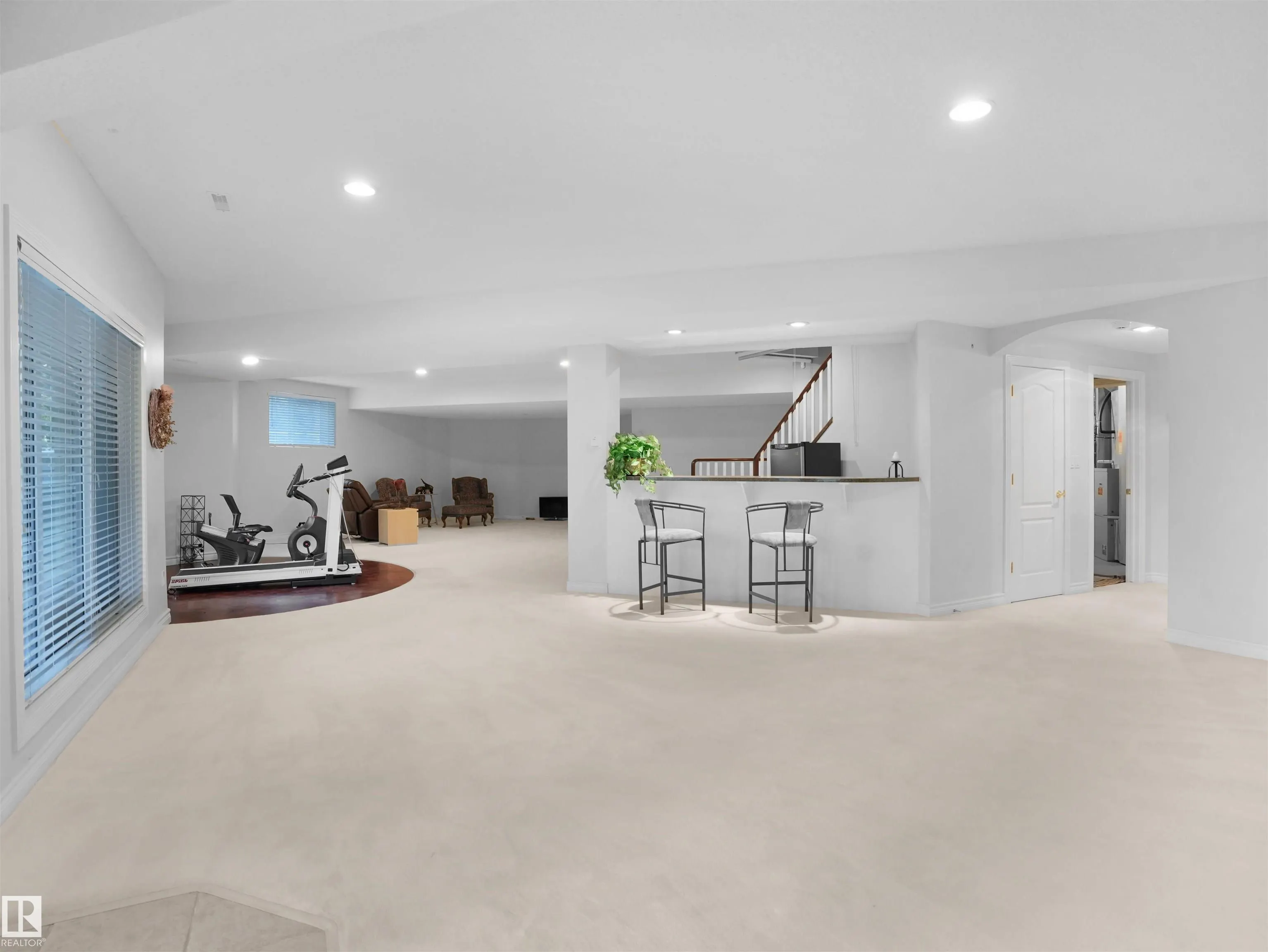 255 WILSON LANE