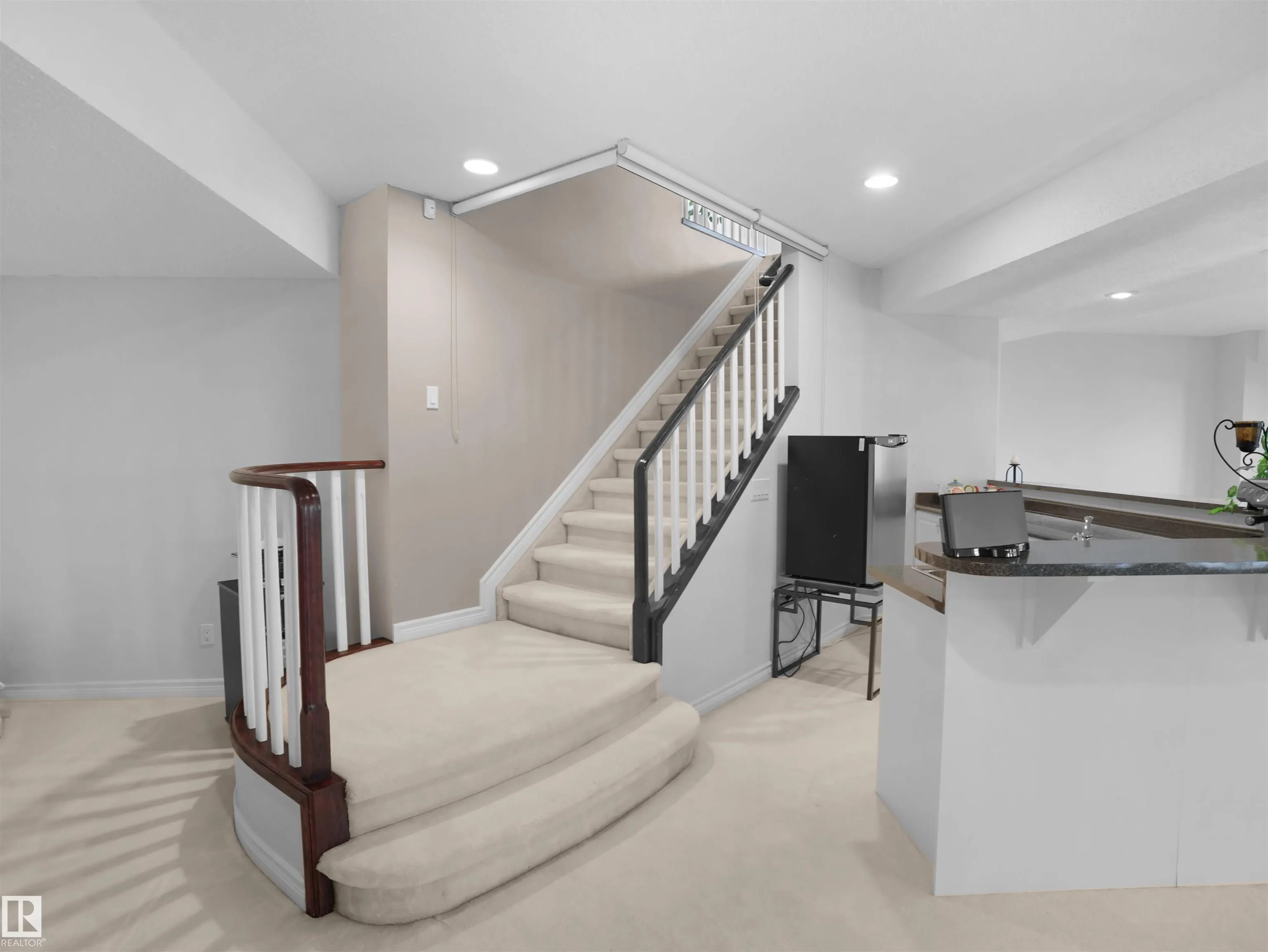 255 WILSON LANE