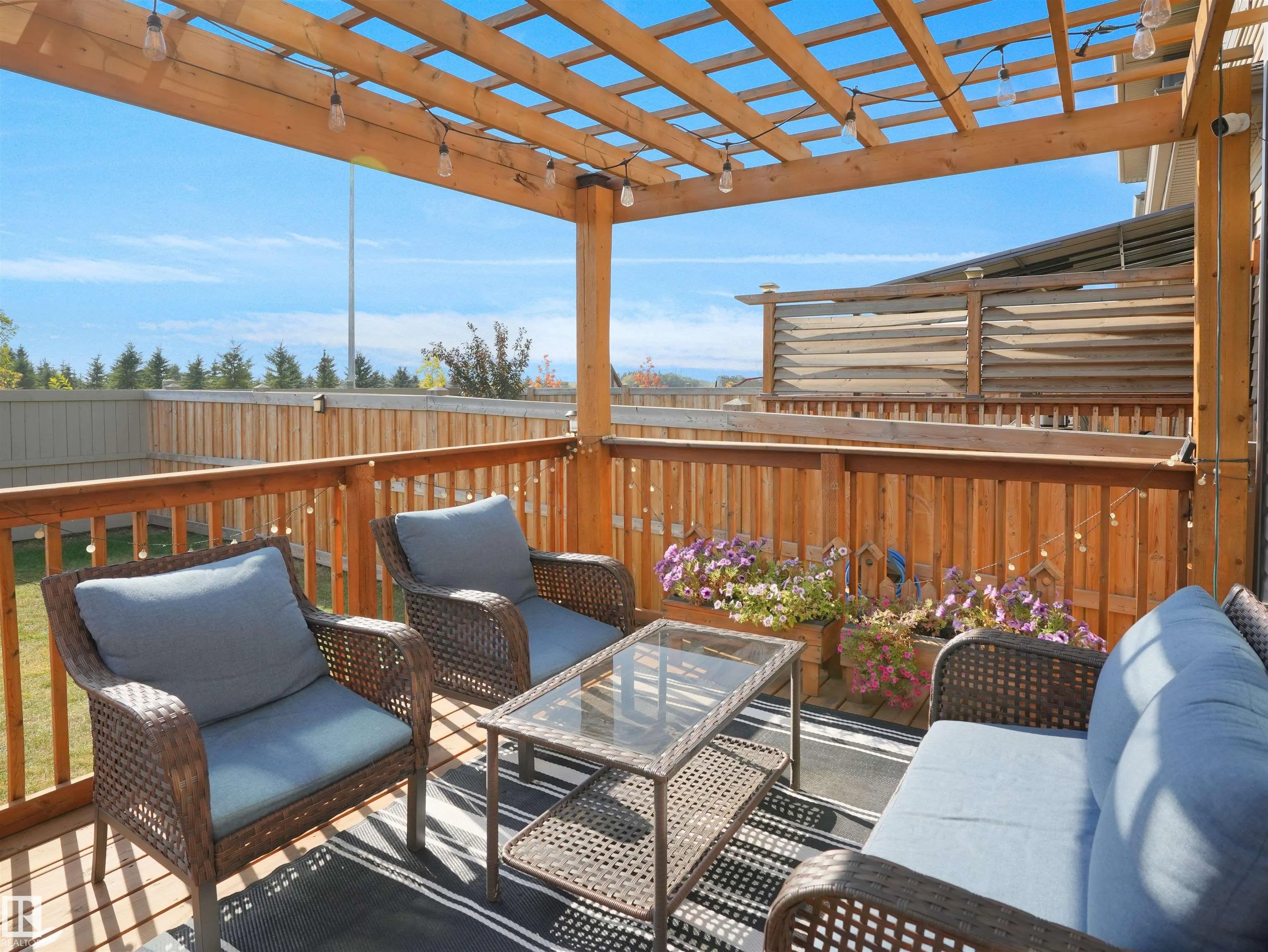 7626 CREIGHTON Place