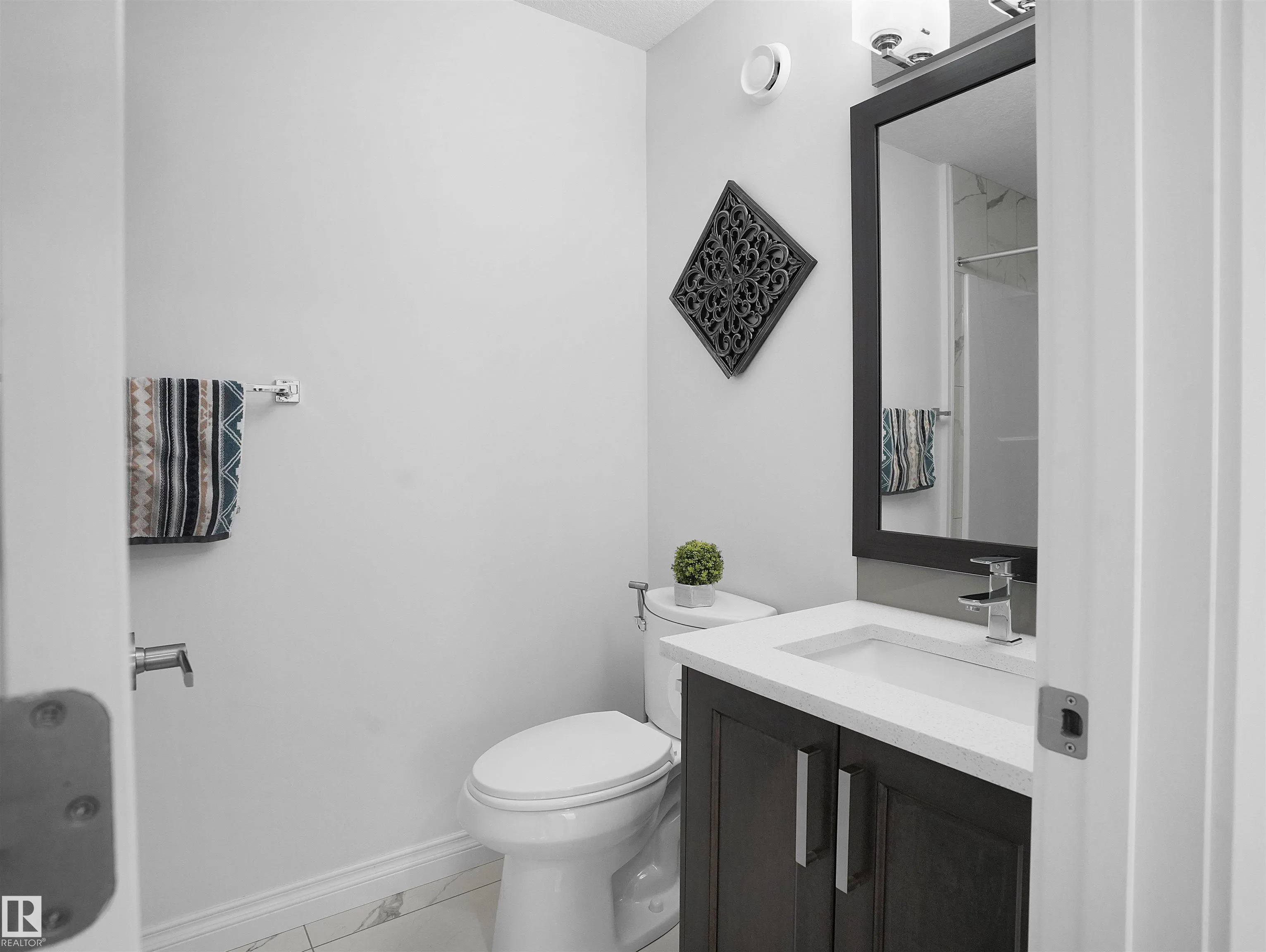 7626 CREIGHTON Place