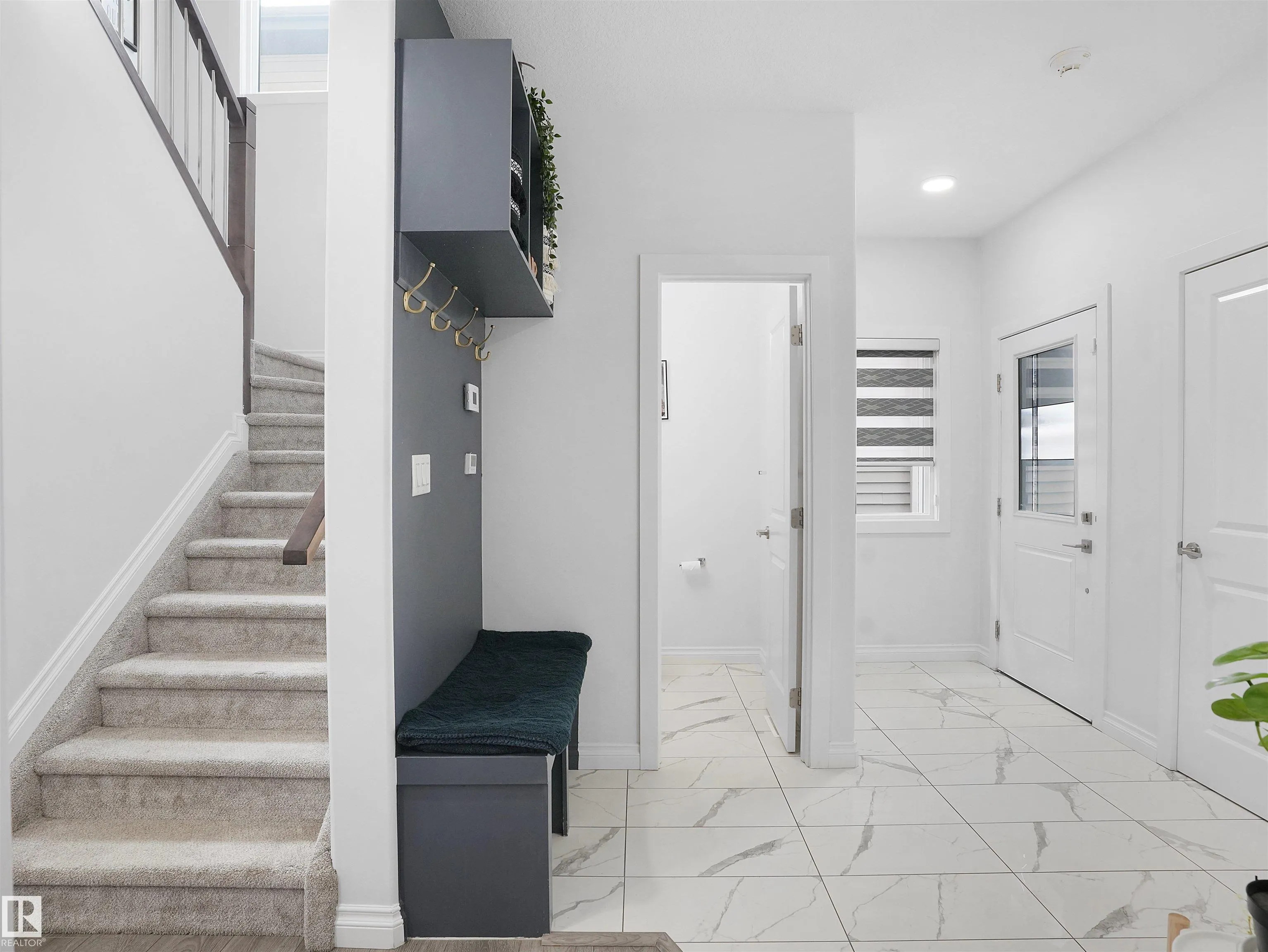 7626 CREIGHTON Place