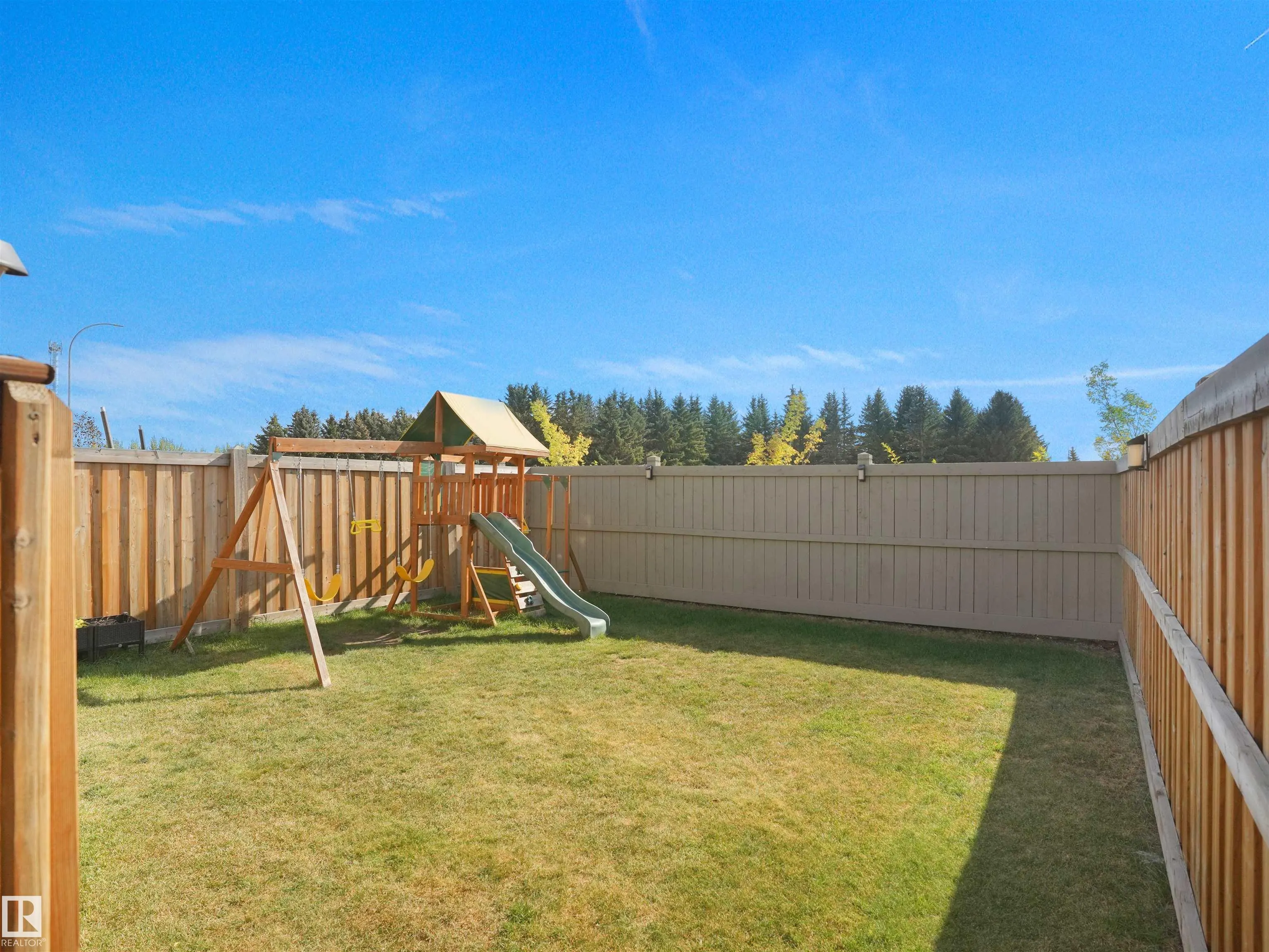 7626 CREIGHTON Place