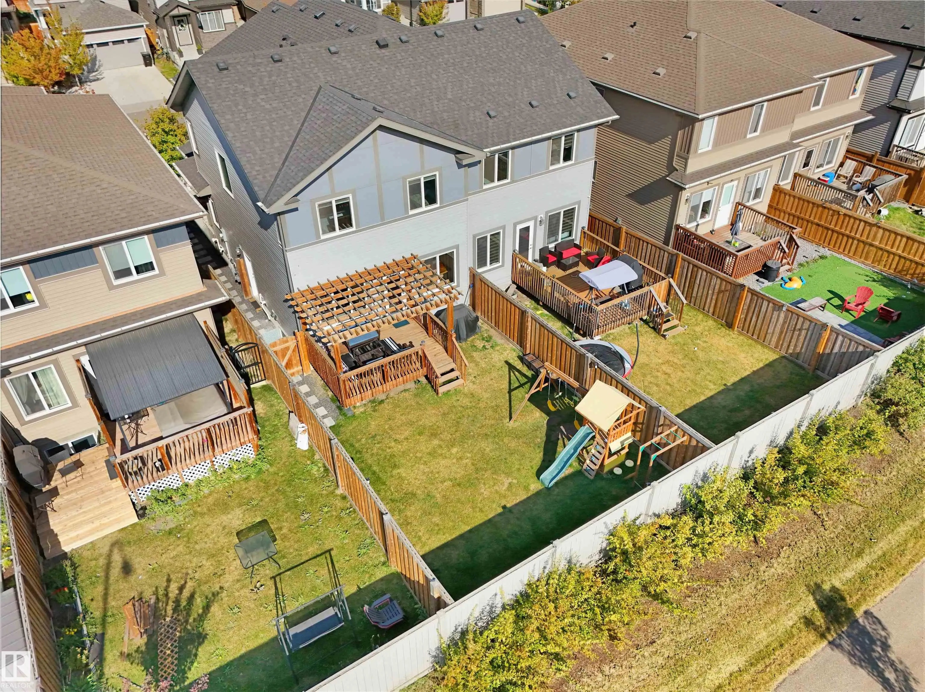 7626 CREIGHTON Place