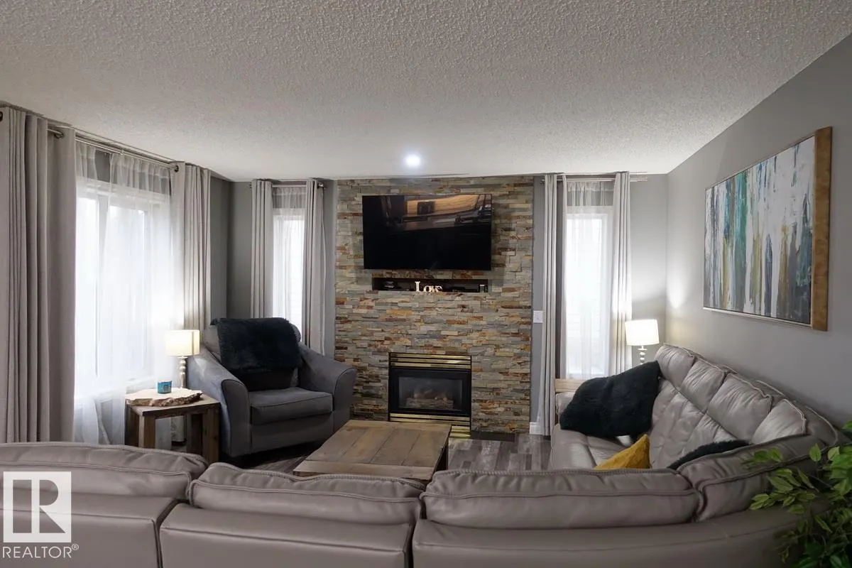 31 WESTWOOD Way