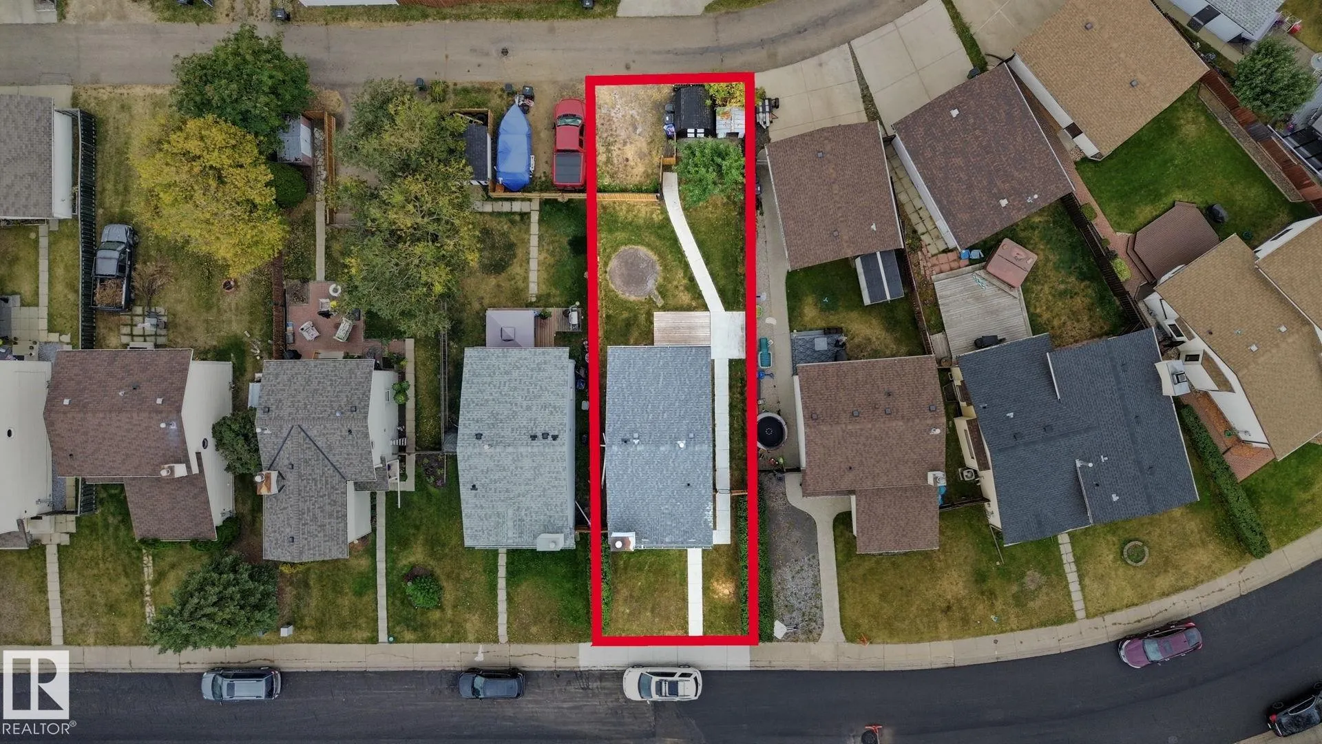 142 KINISKI Crescent