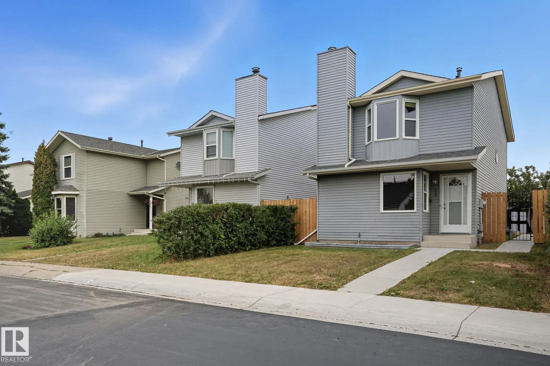 142 KINISKI Crescent
