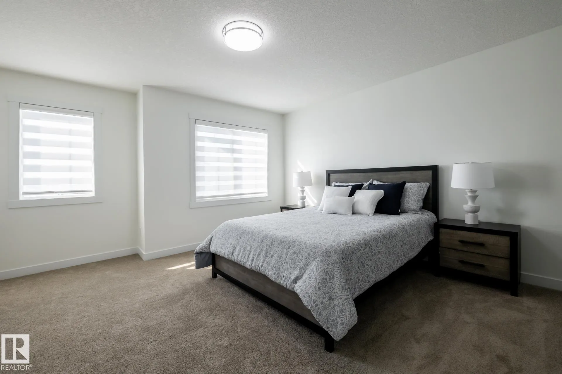19006 29 Avenue