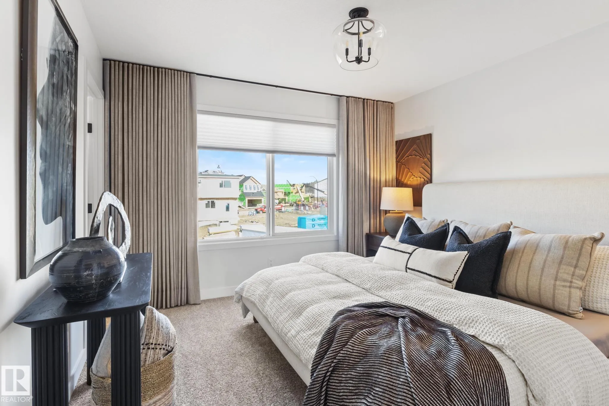 272 PATERSON Link