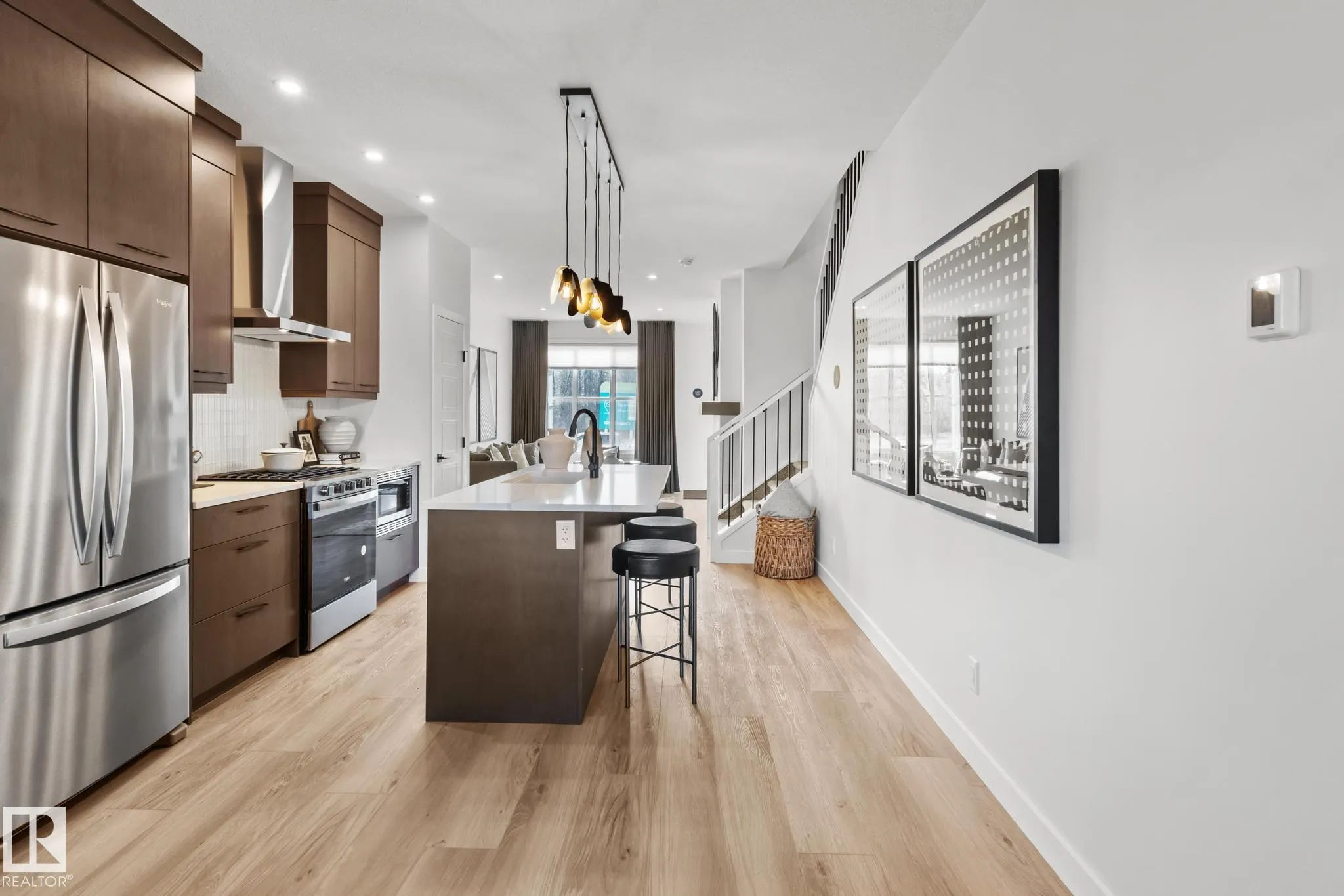 272 PATERSON Link