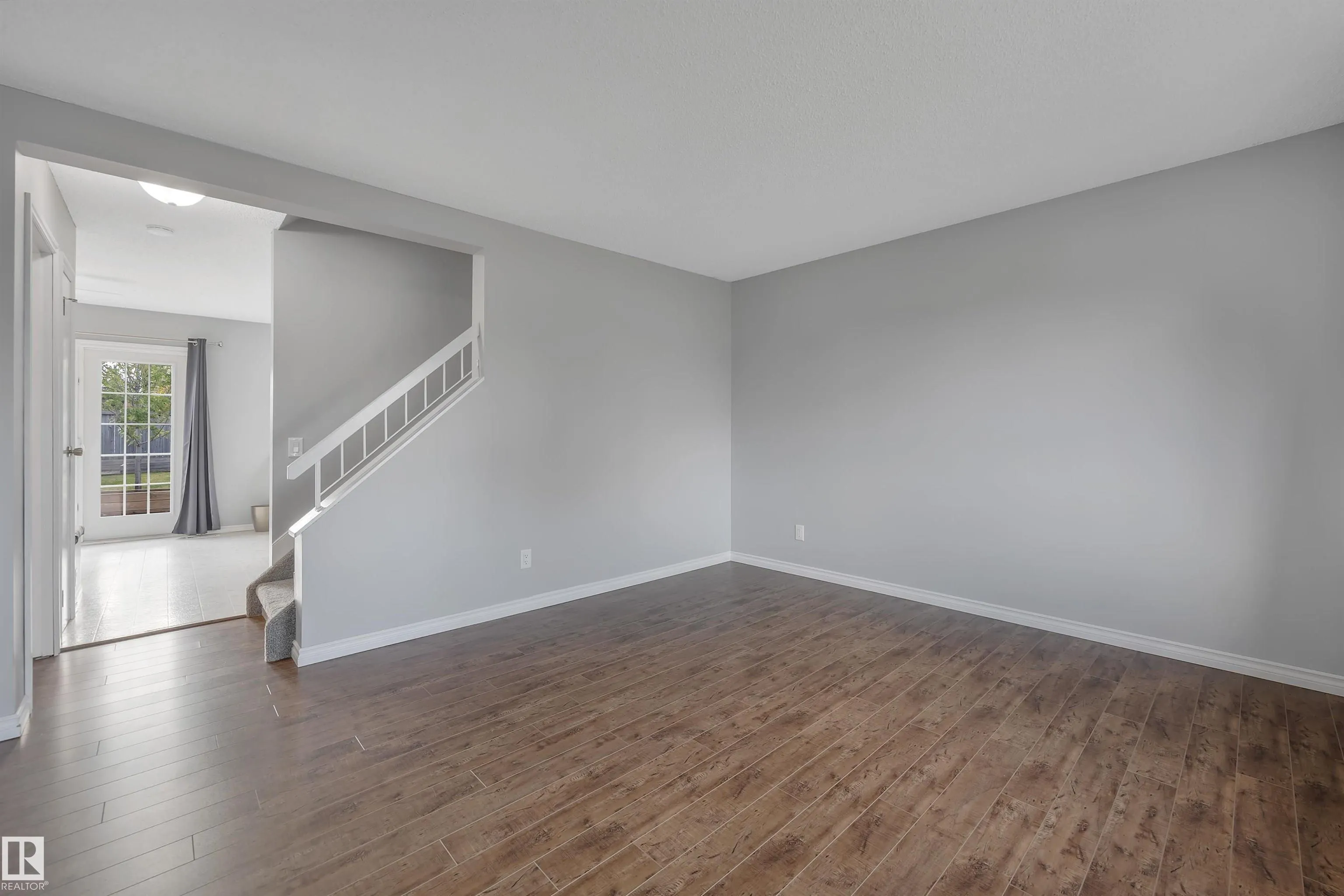 4323 SOUTH PARK Drive