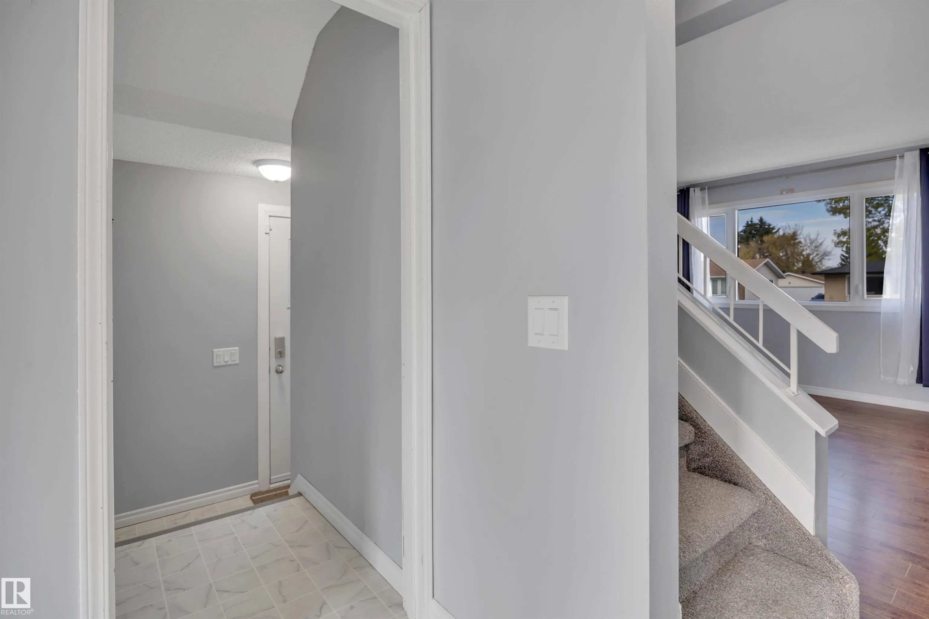 4323 SOUTH PARK Drive
