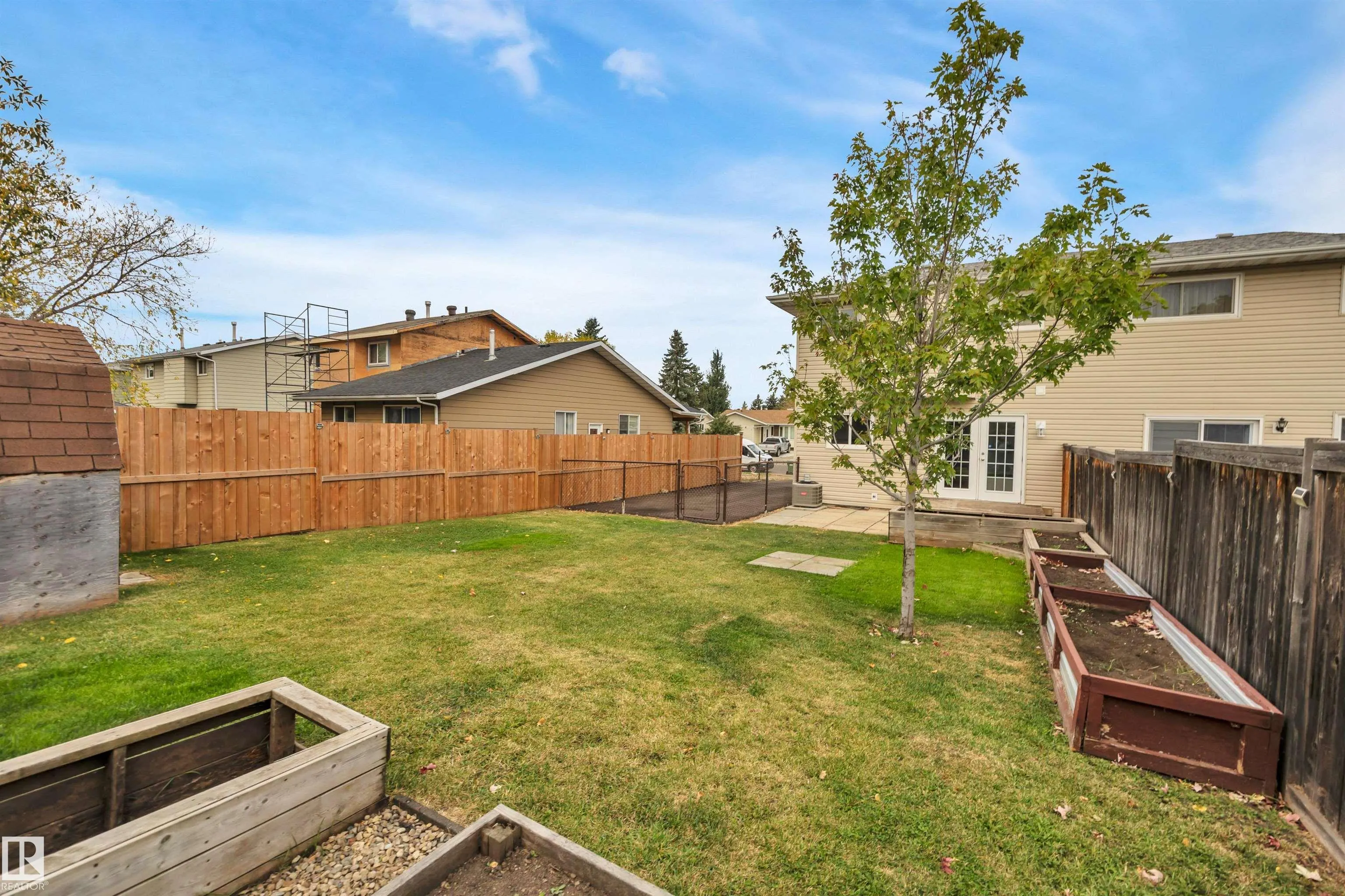 4323 SOUTH PARK Drive