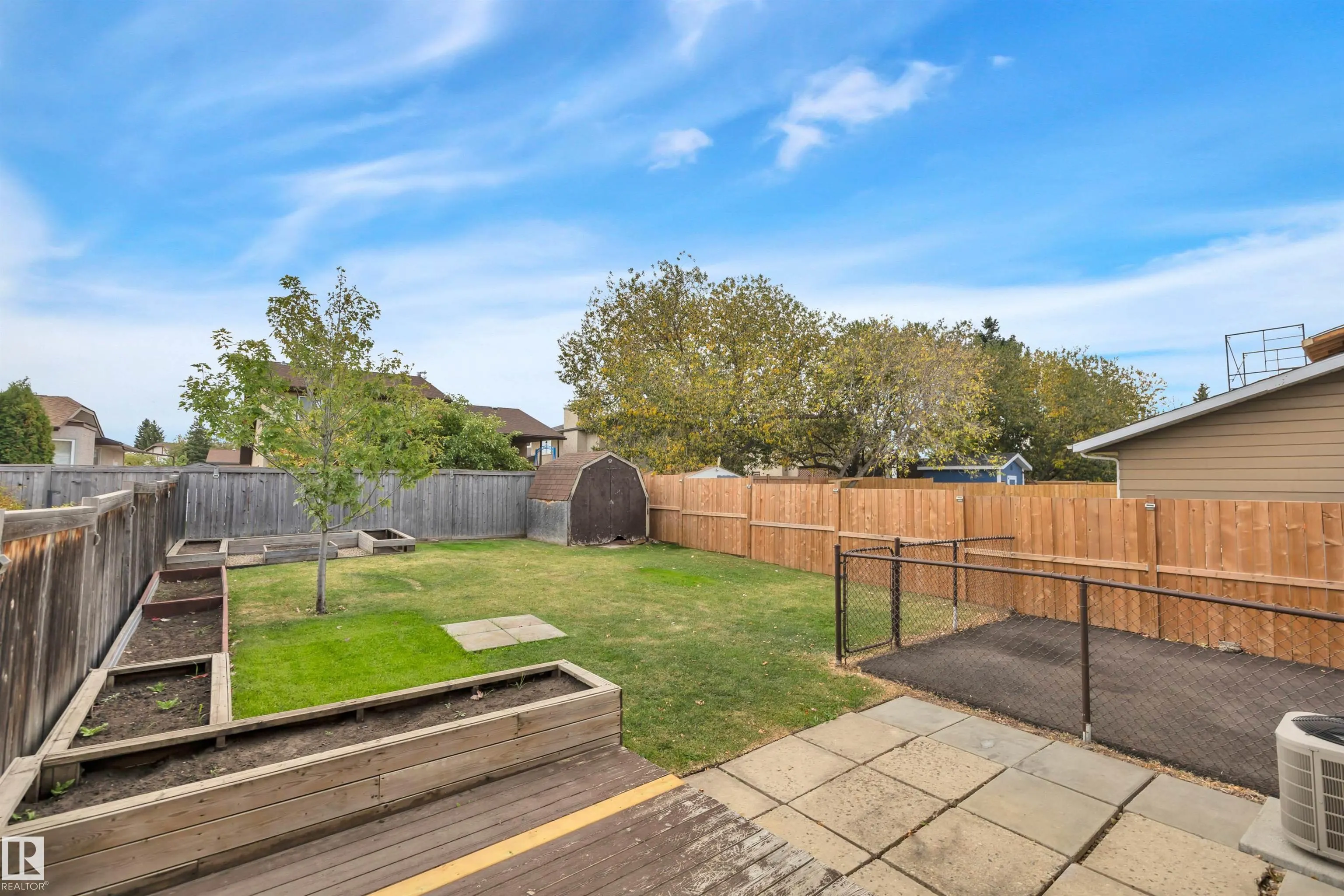 4323 SOUTH PARK Drive