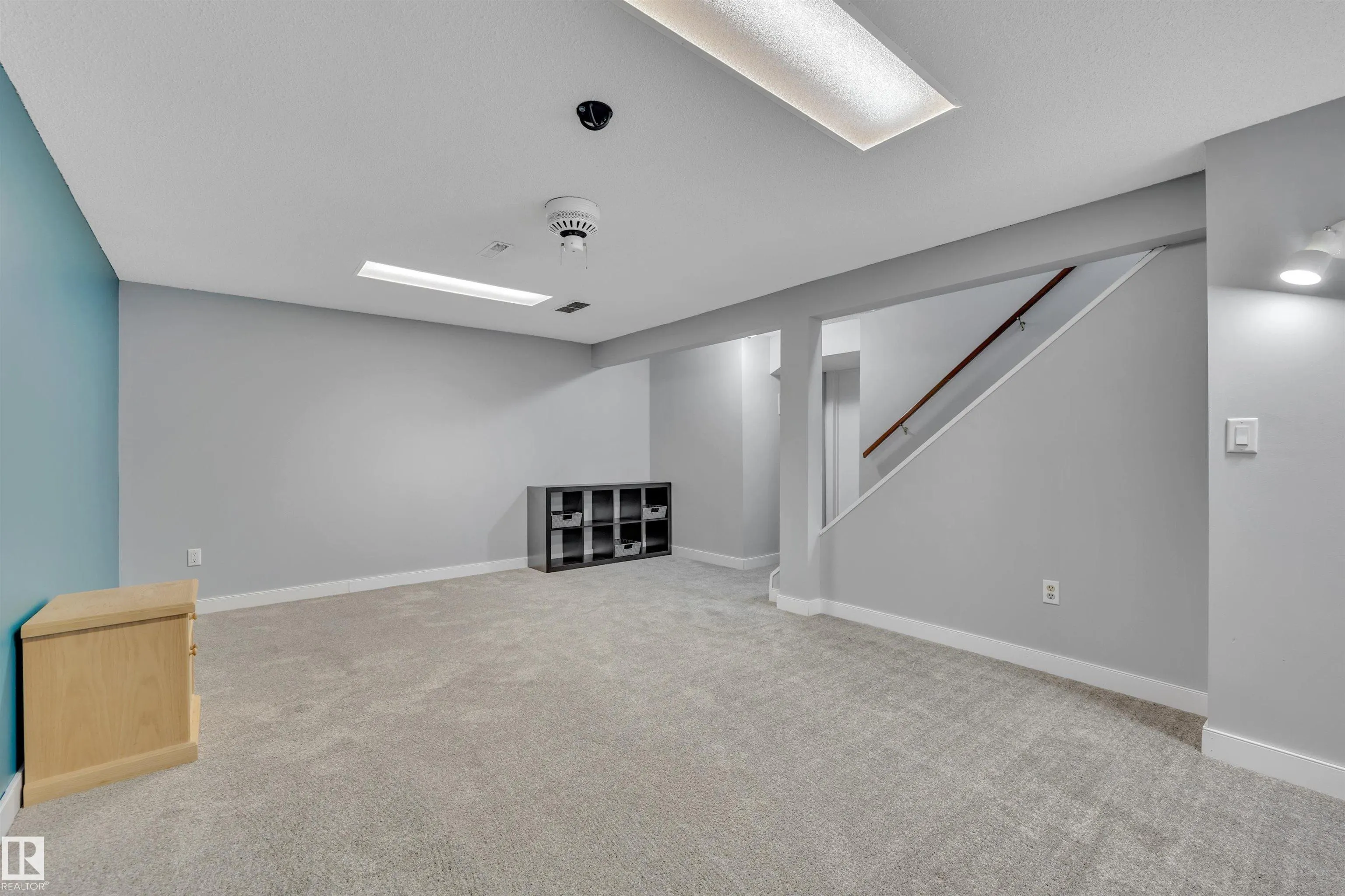 4323 SOUTH PARK Drive