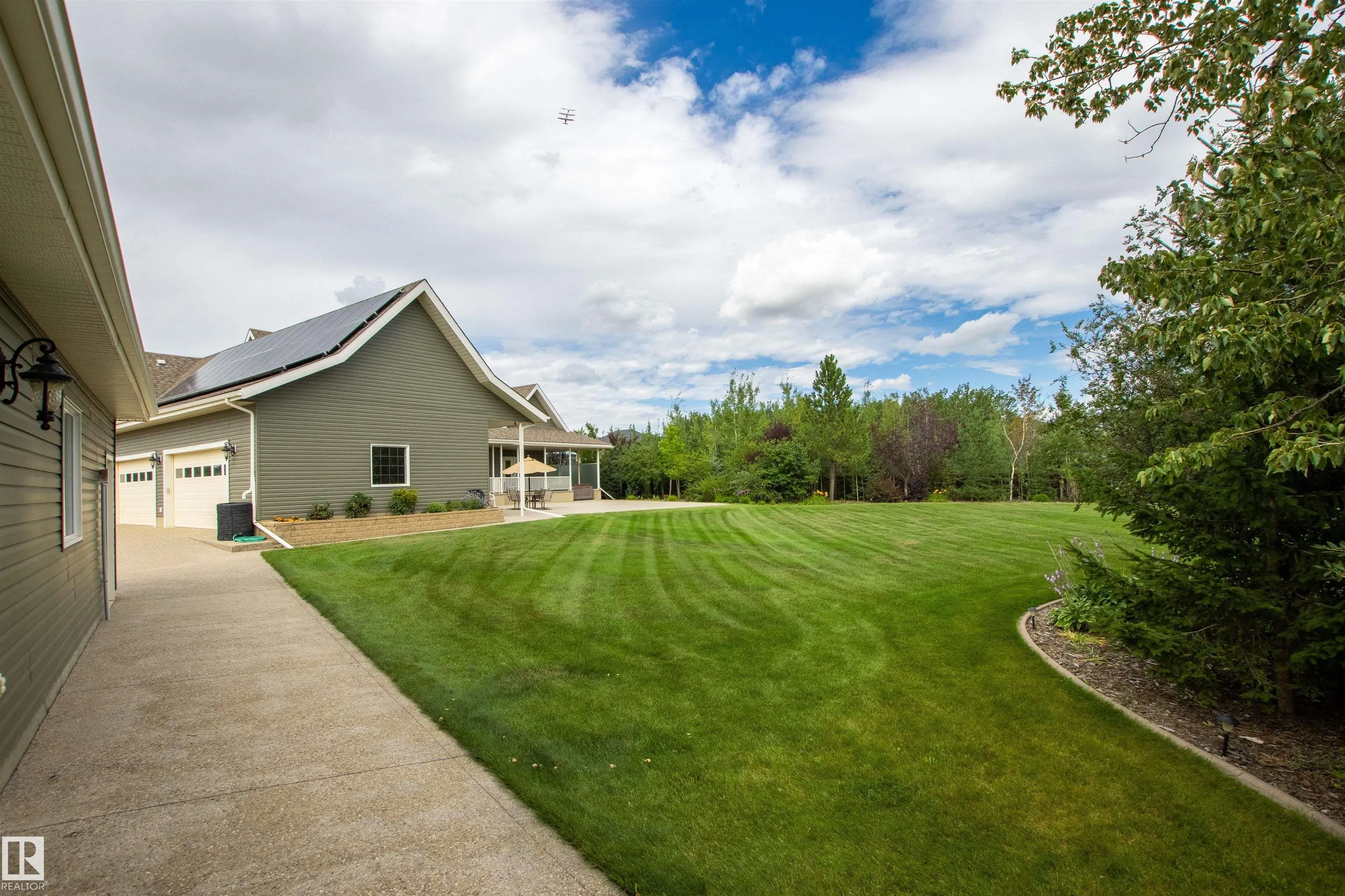 110,50565 Rge Road 245
