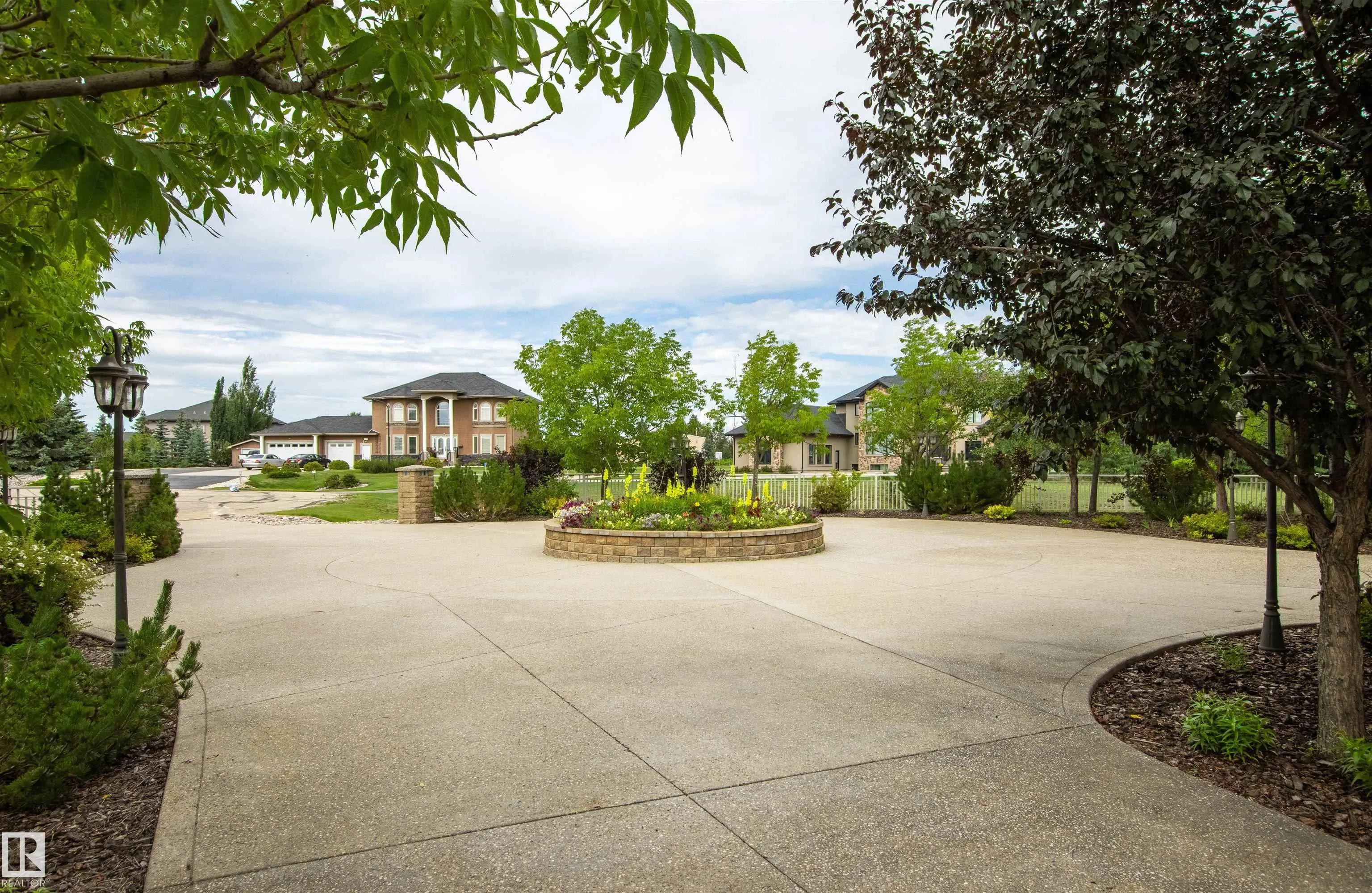 110,50565 Rge Road 245