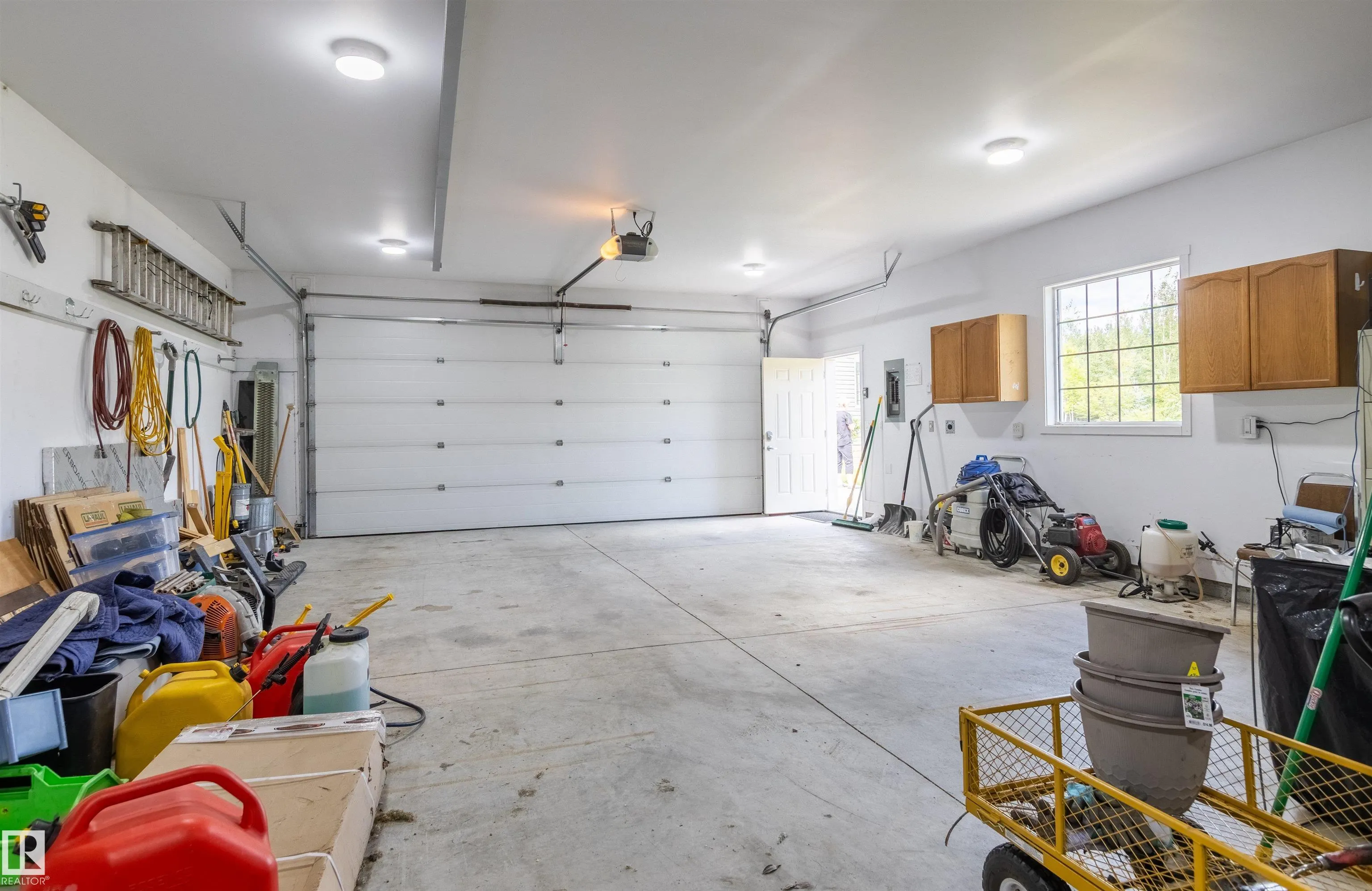 110,50565 Rge Road 245