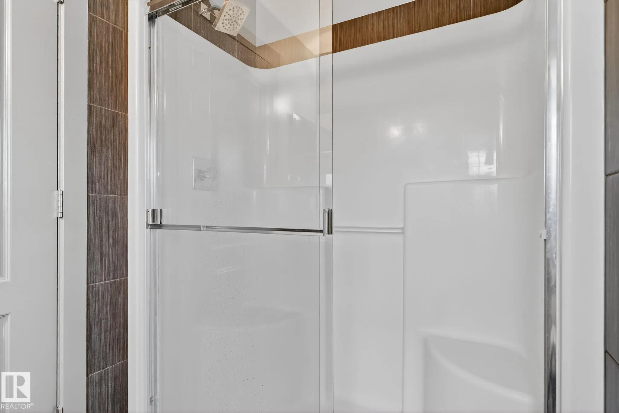 5514 CRABAPPLE Loop