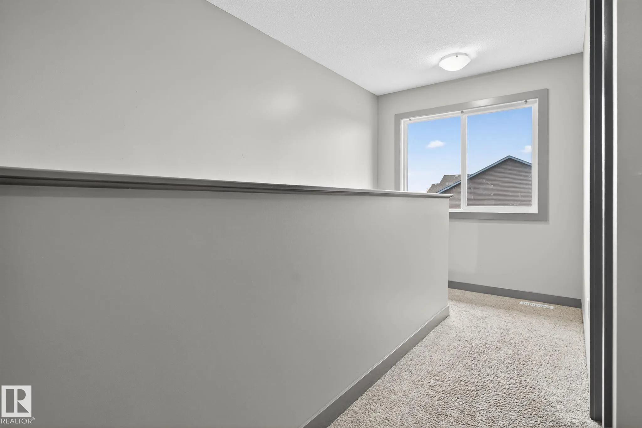 5514 CRABAPPLE Loop