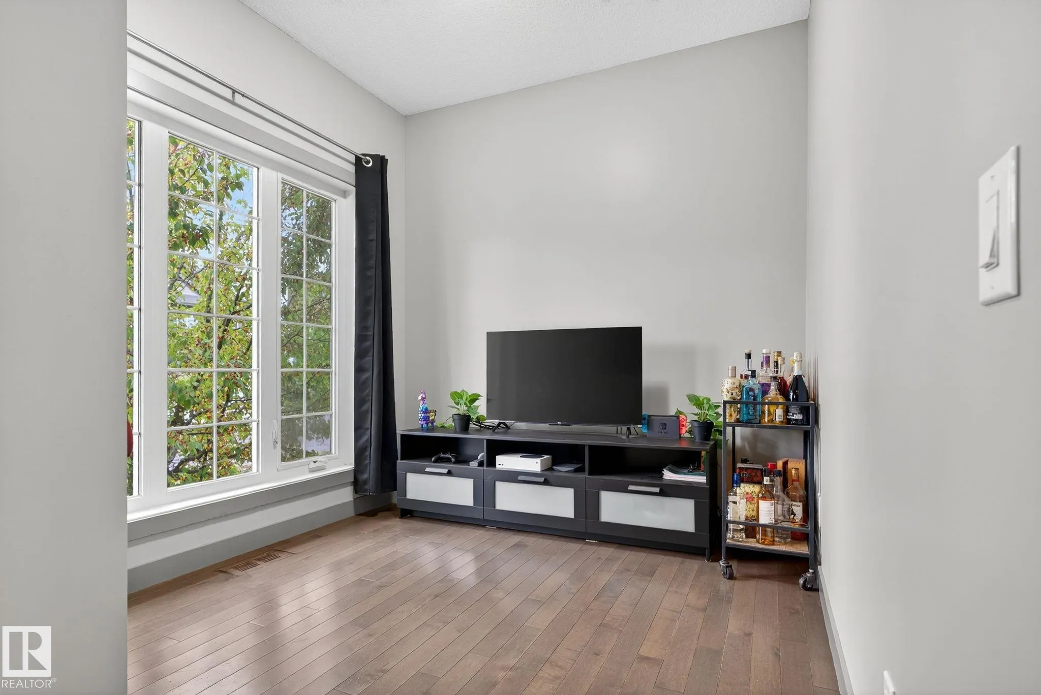 5514 CRABAPPLE Loop