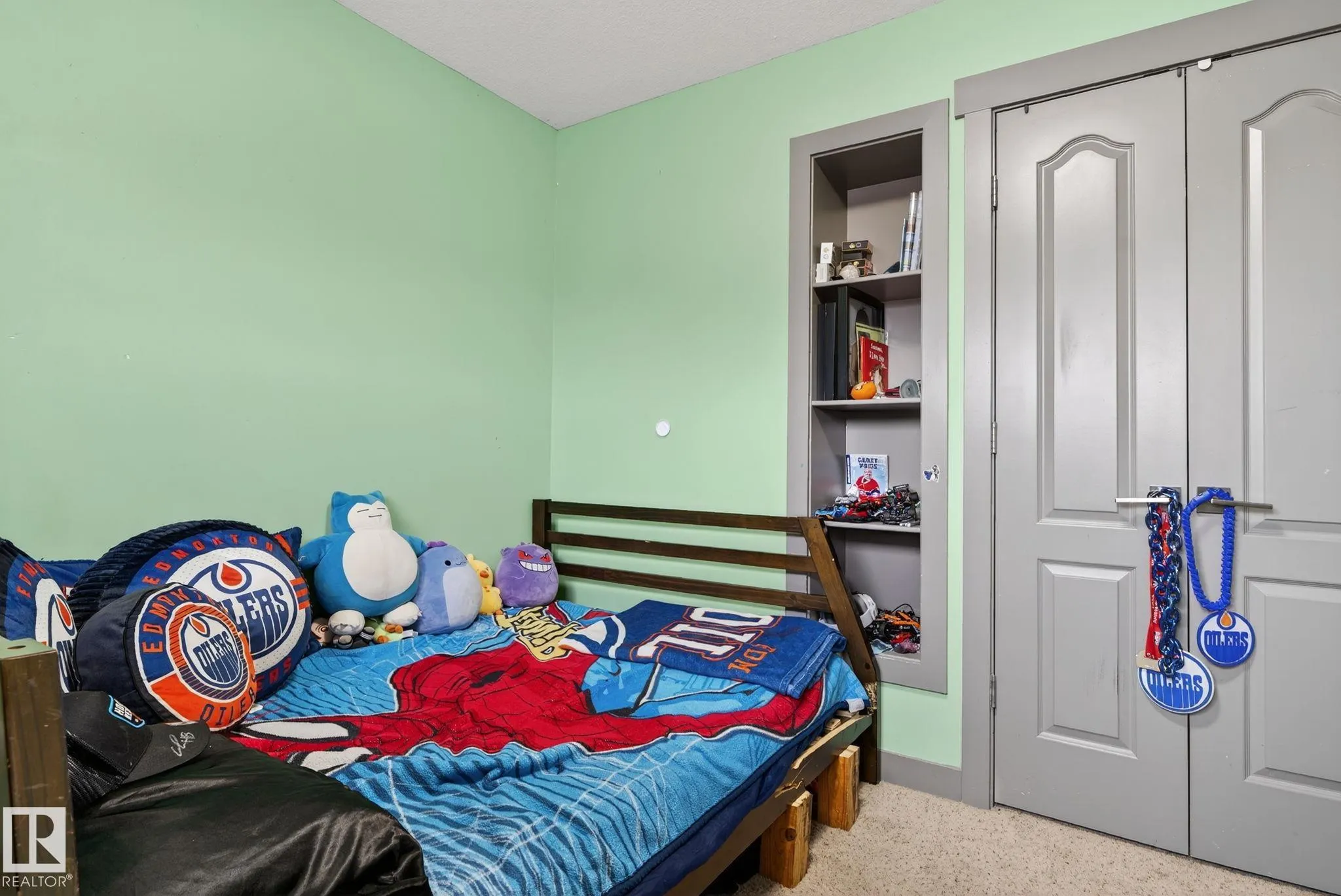 5514 CRABAPPLE Loop