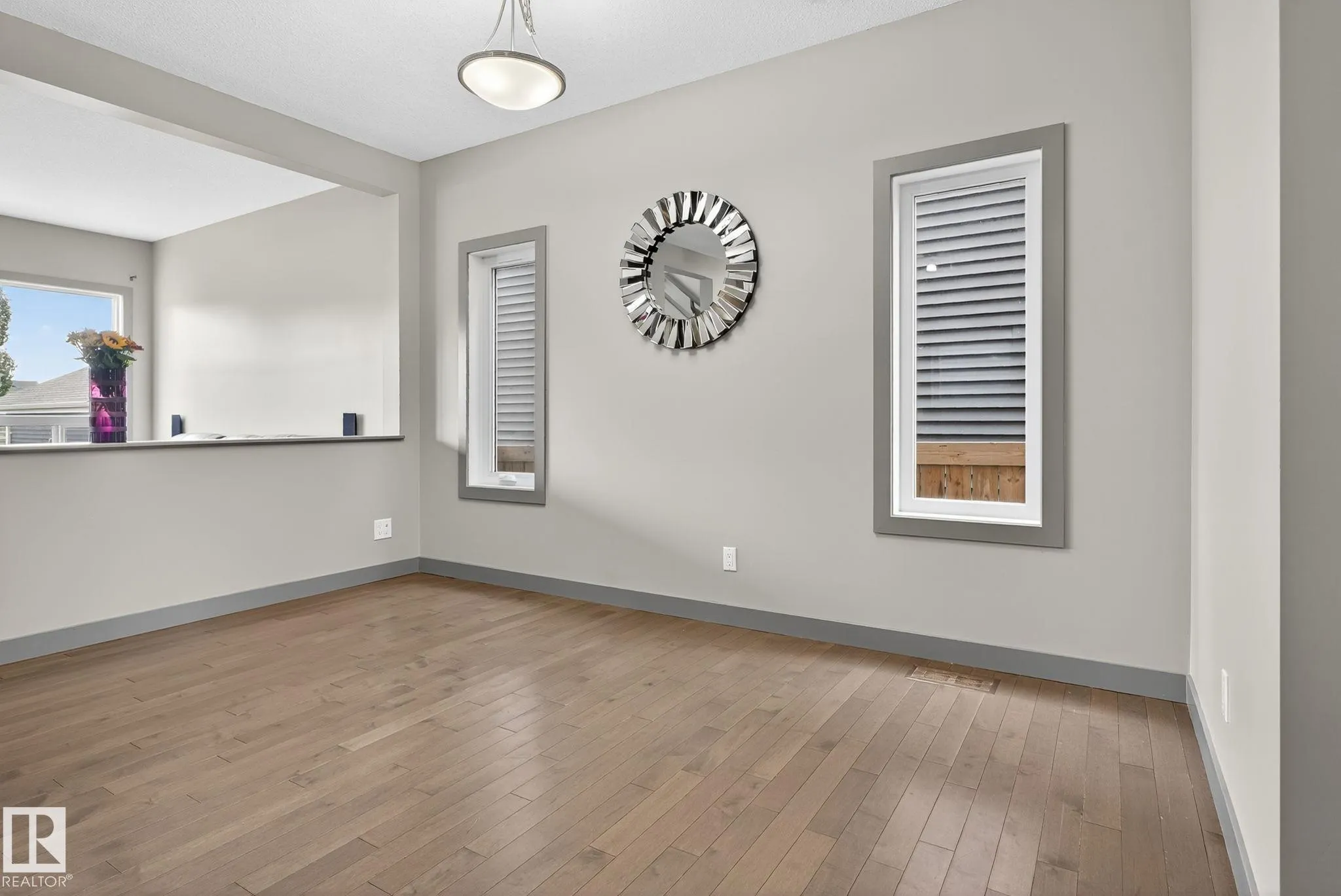 5514 CRABAPPLE Loop