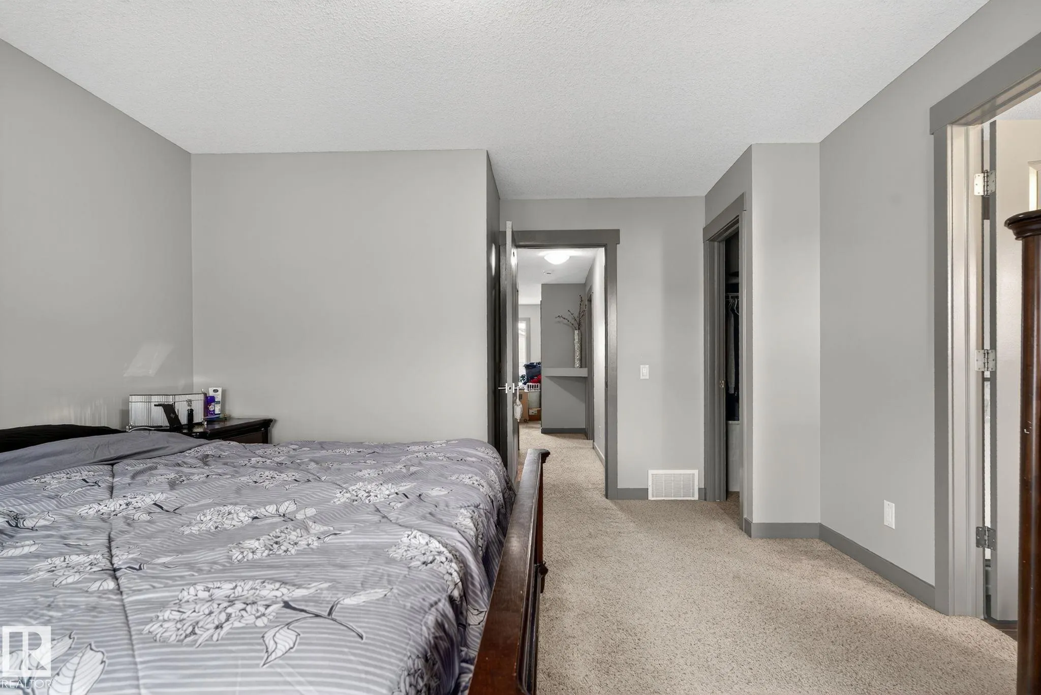 5514 CRABAPPLE Loop