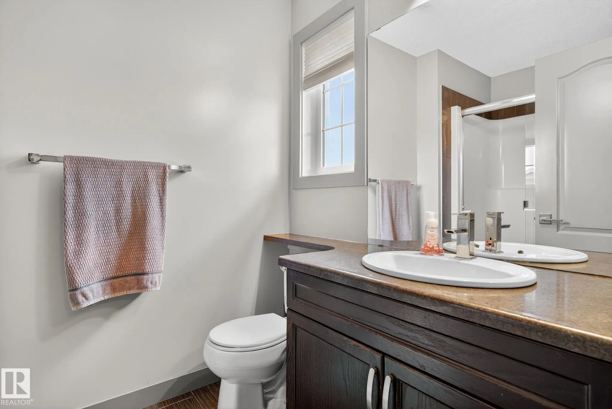 5514 CRABAPPLE Loop