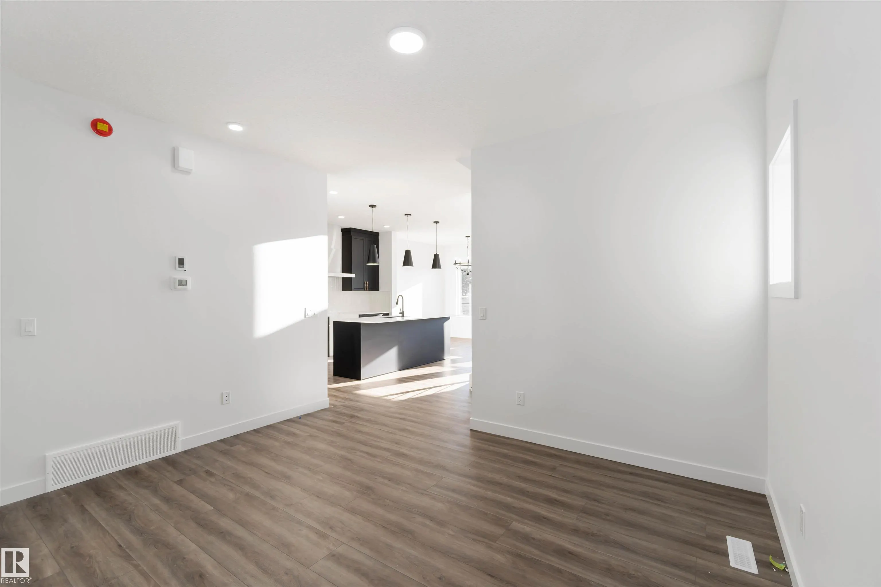 1651 12 Street