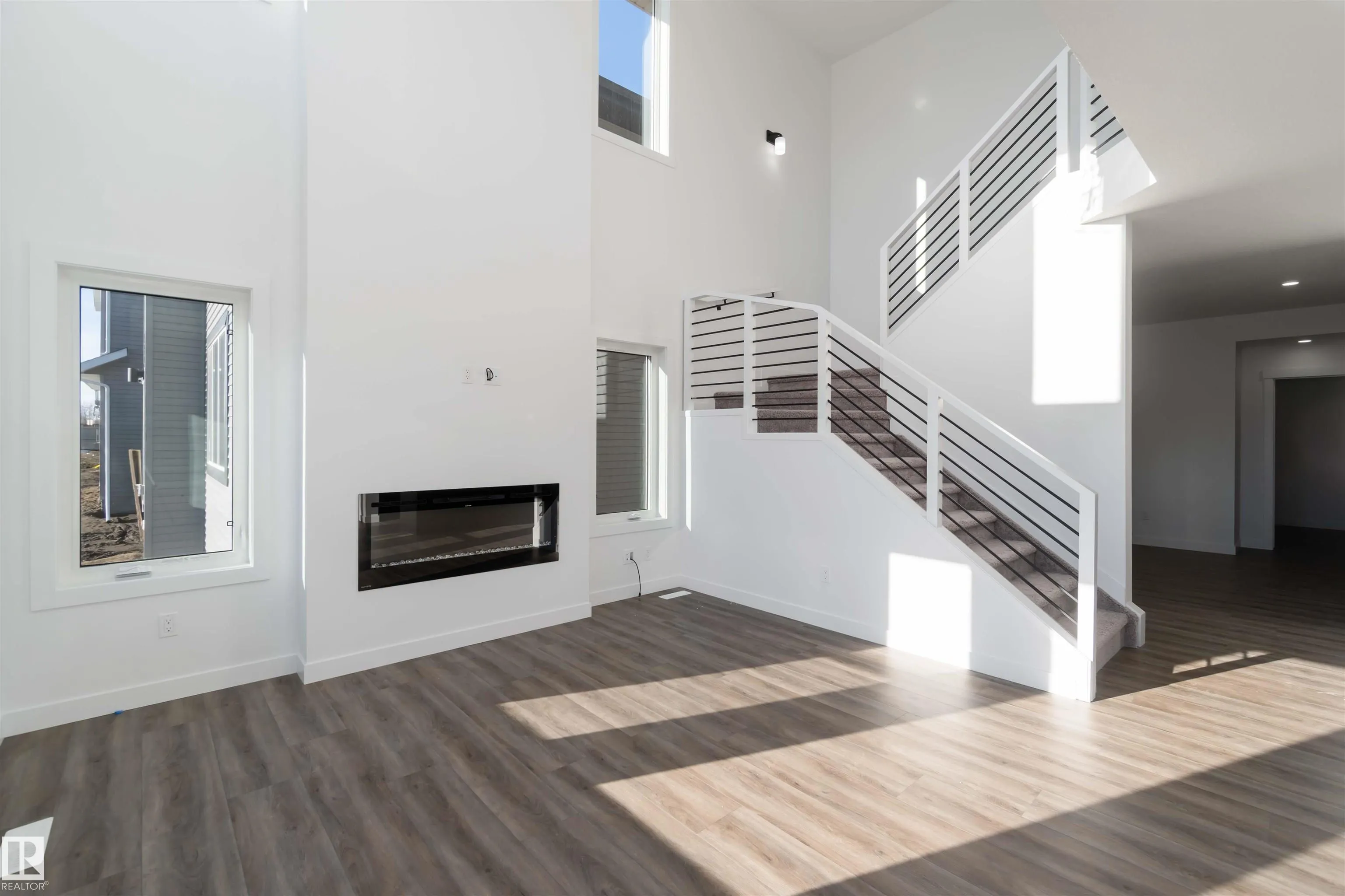 1651 12 Street