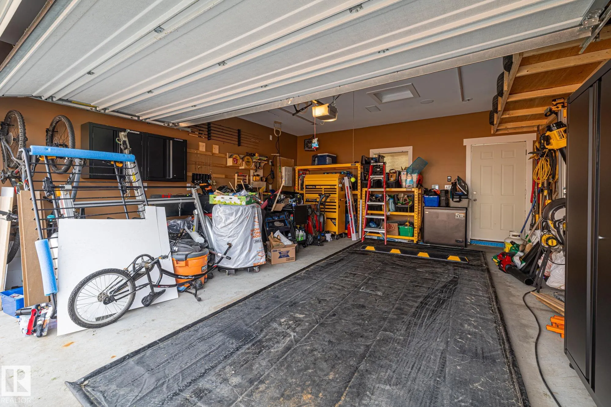 301 HAWKS RIDGE Boulevard