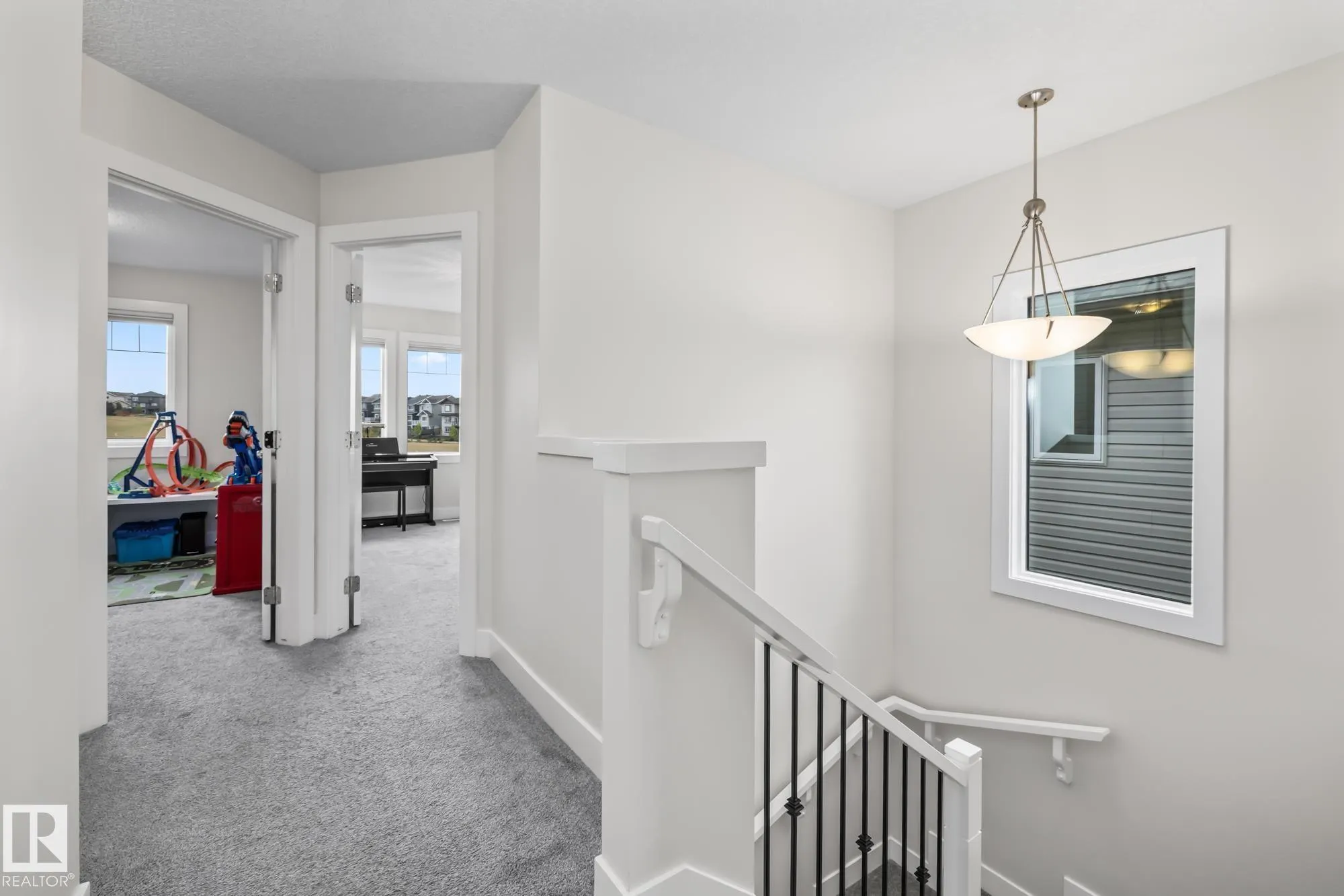 301 HAWKS RIDGE Boulevard