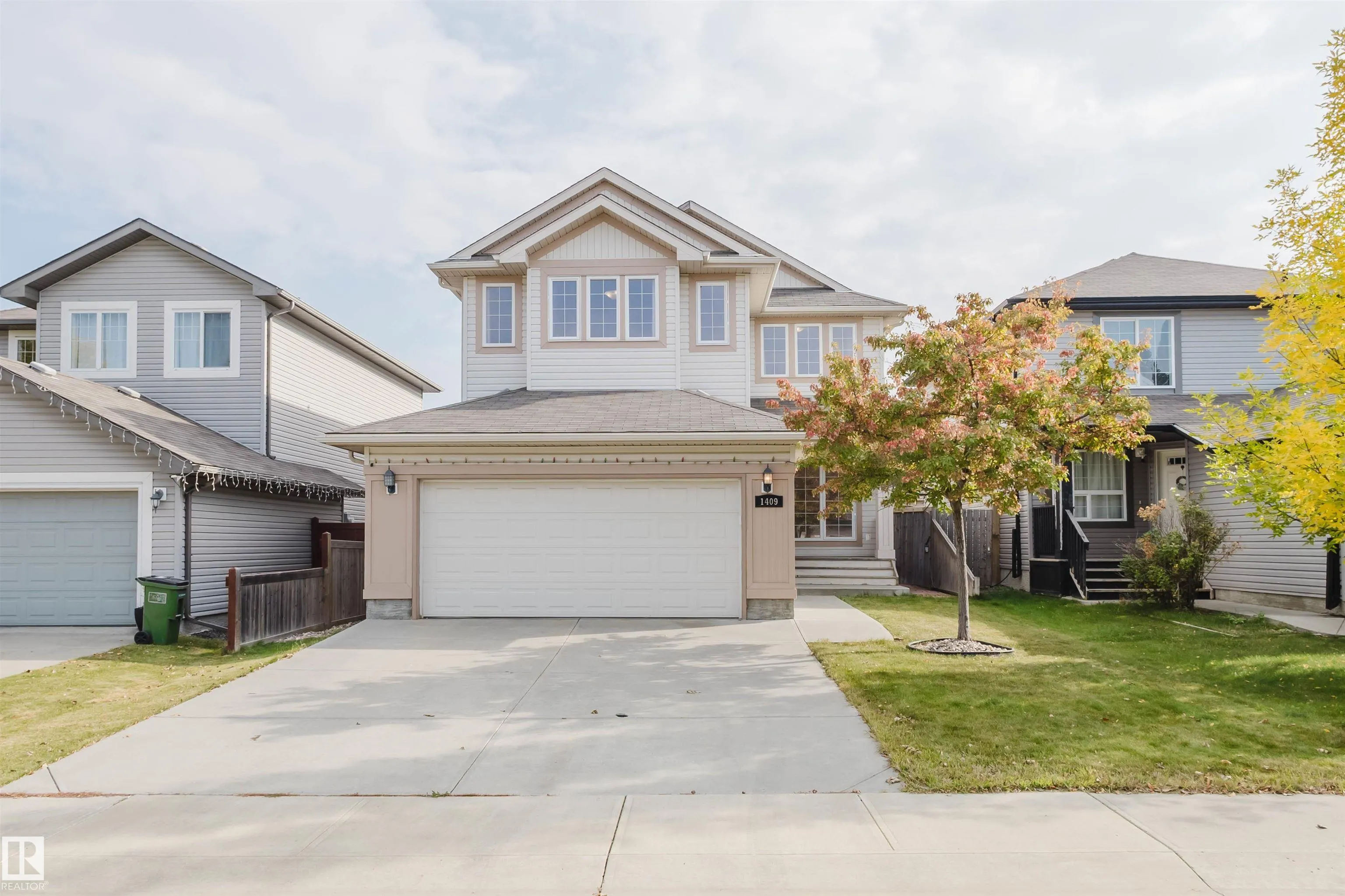 1409 114B Street