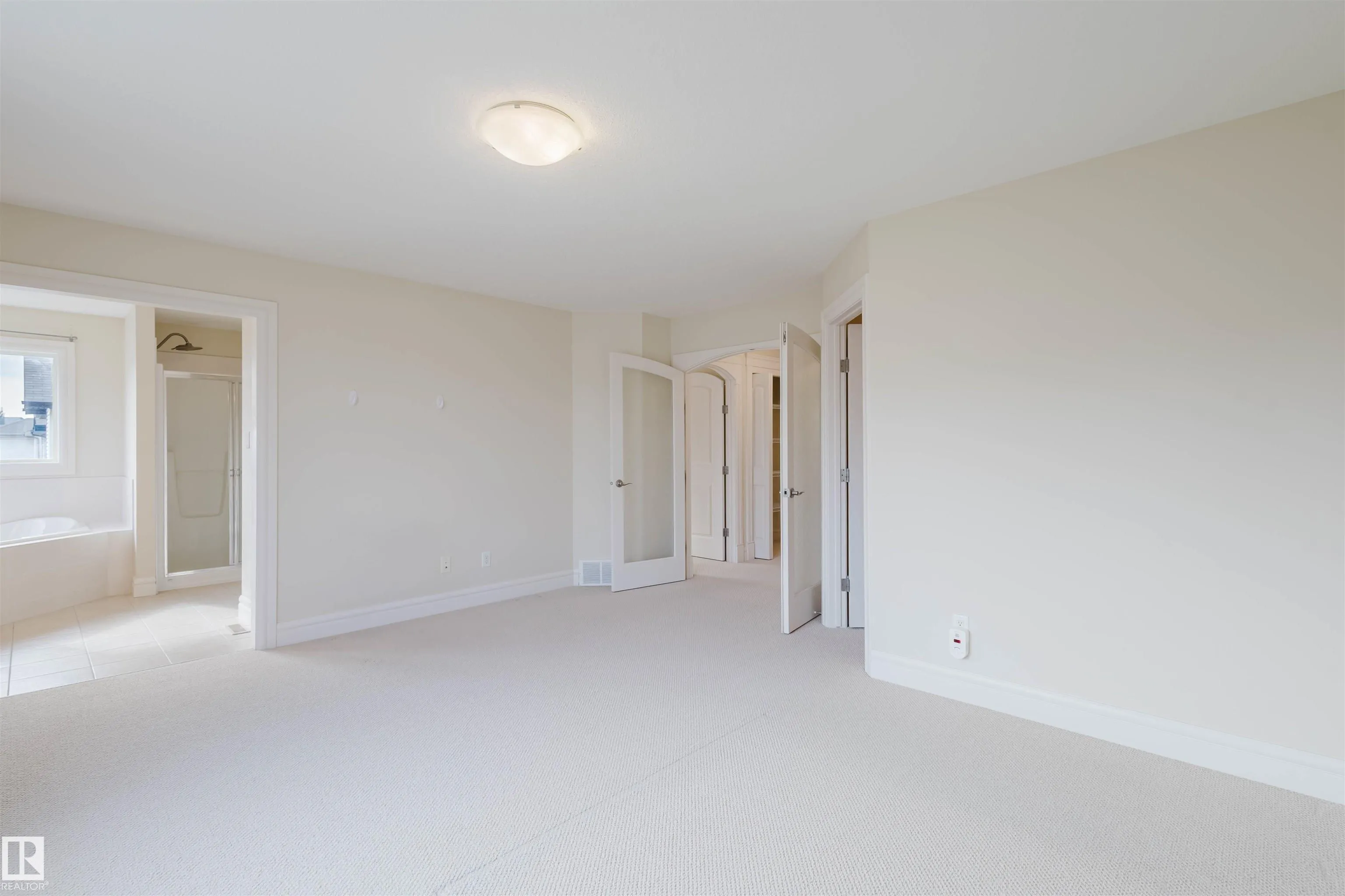 1409 114B Street