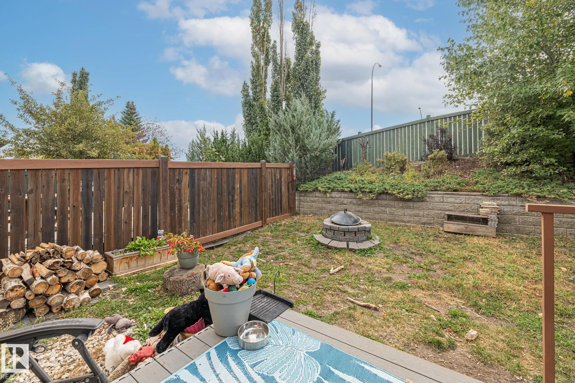 61 Vaughn Avenue