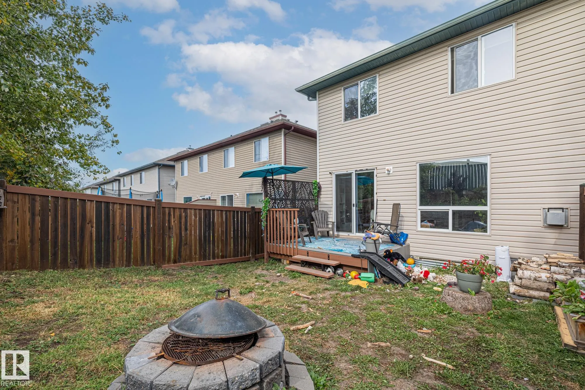 61 Vaughn Avenue
