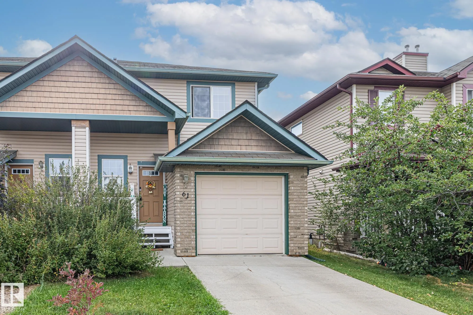 61 Vaughn Avenue