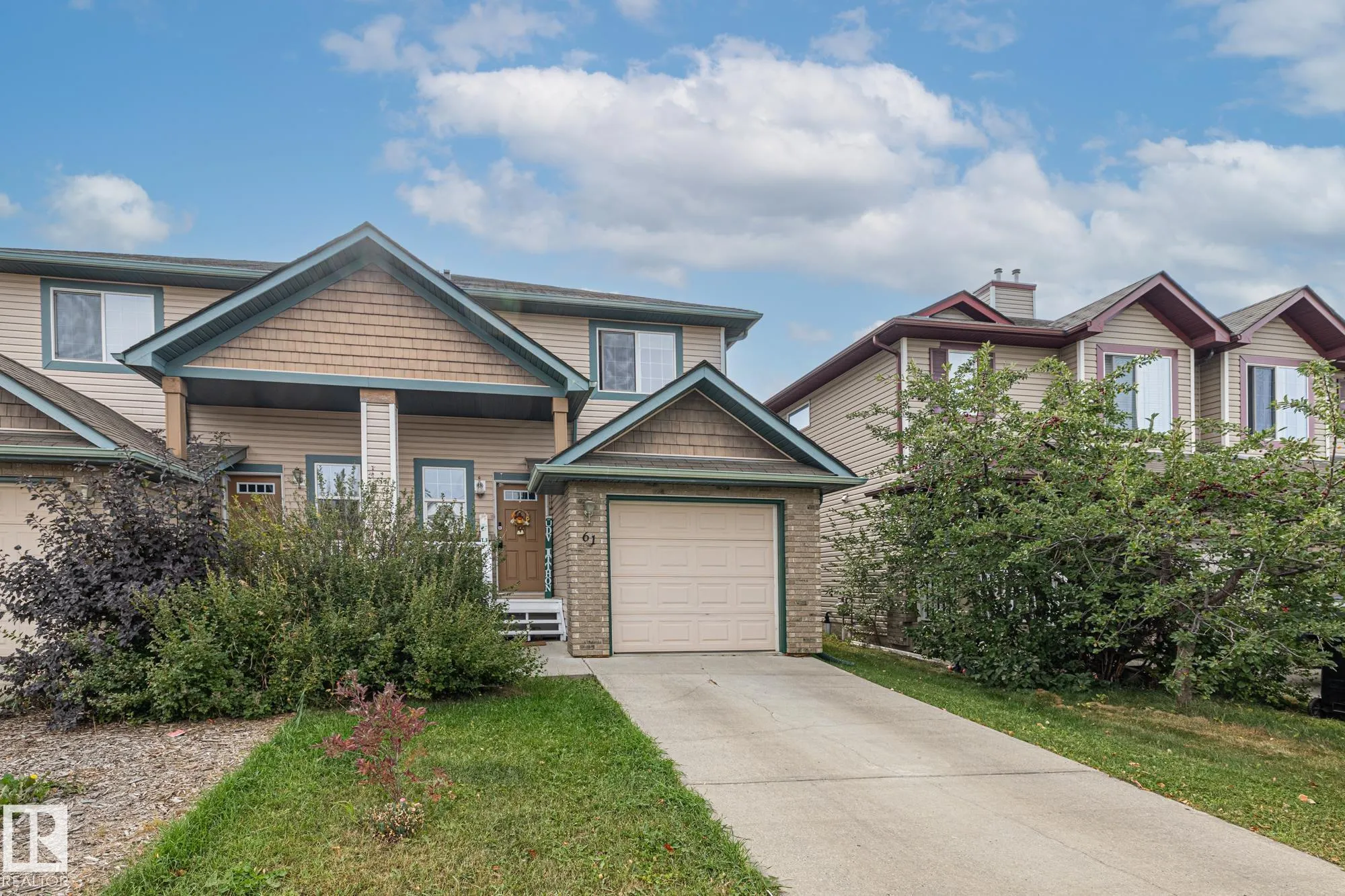 61 Vaughn Avenue